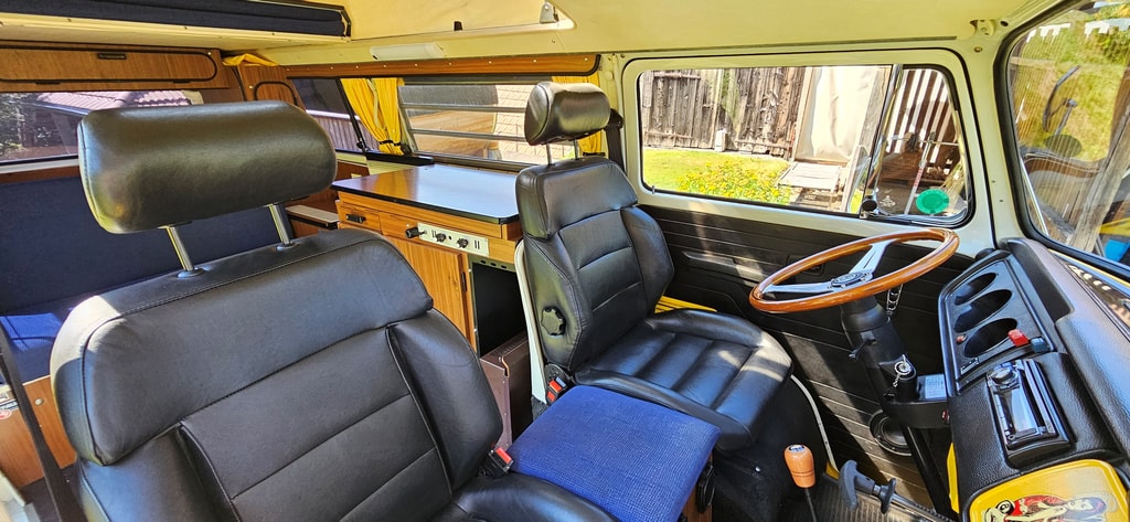 VW T2b Westfalia-image-3
