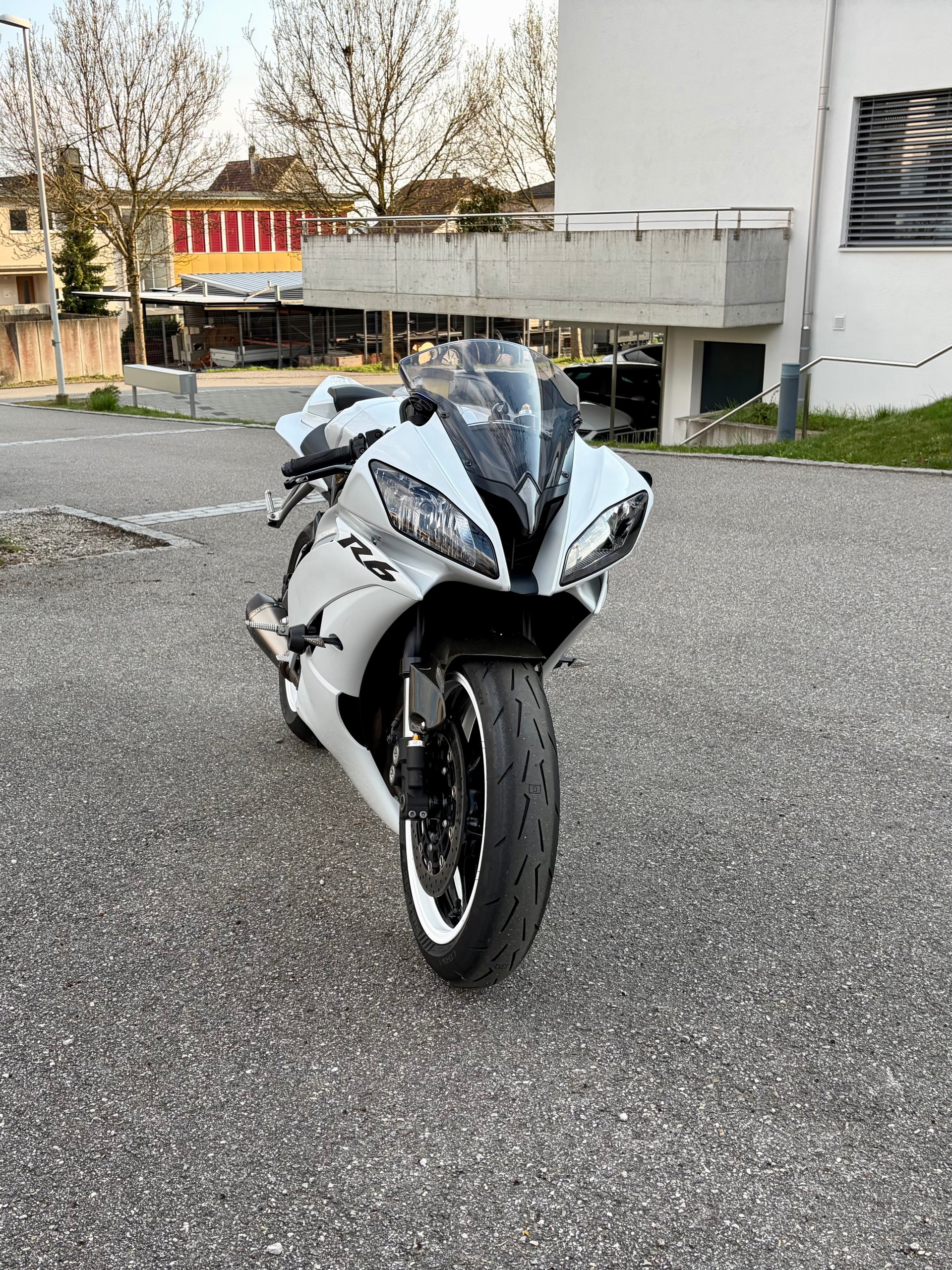 YAMAHA YZF-R6-image-6
