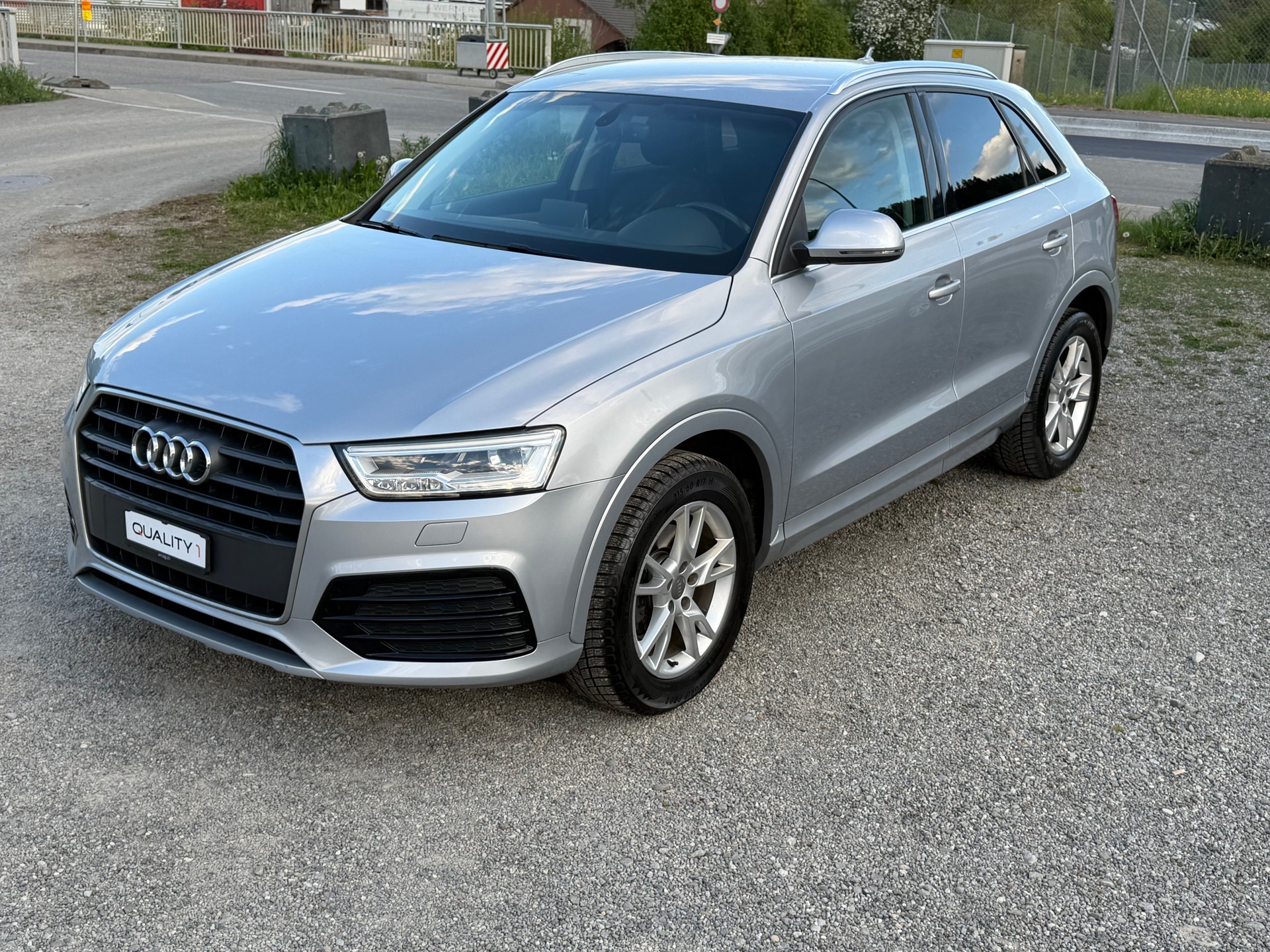 AUDI Q3 2.0 TDI sport quattro S-tronic