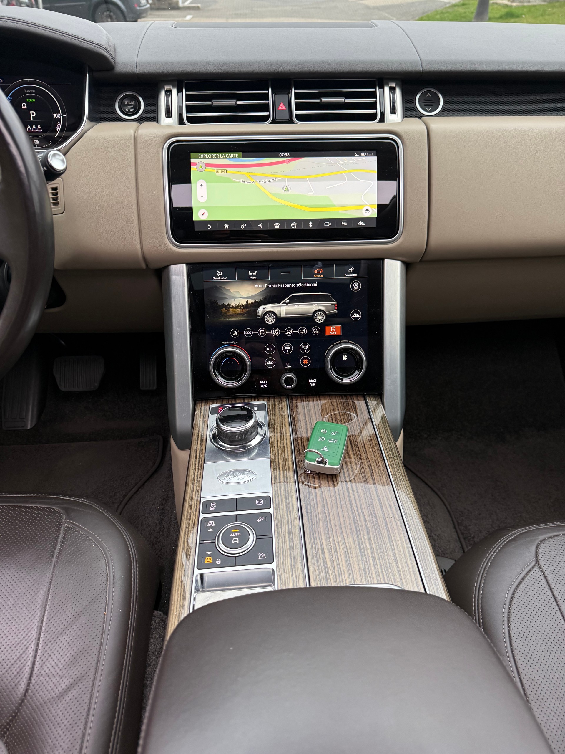LAND ROVER Range Rover 2.0 Si4 P400e PHEV Vogue Automatic-image-11