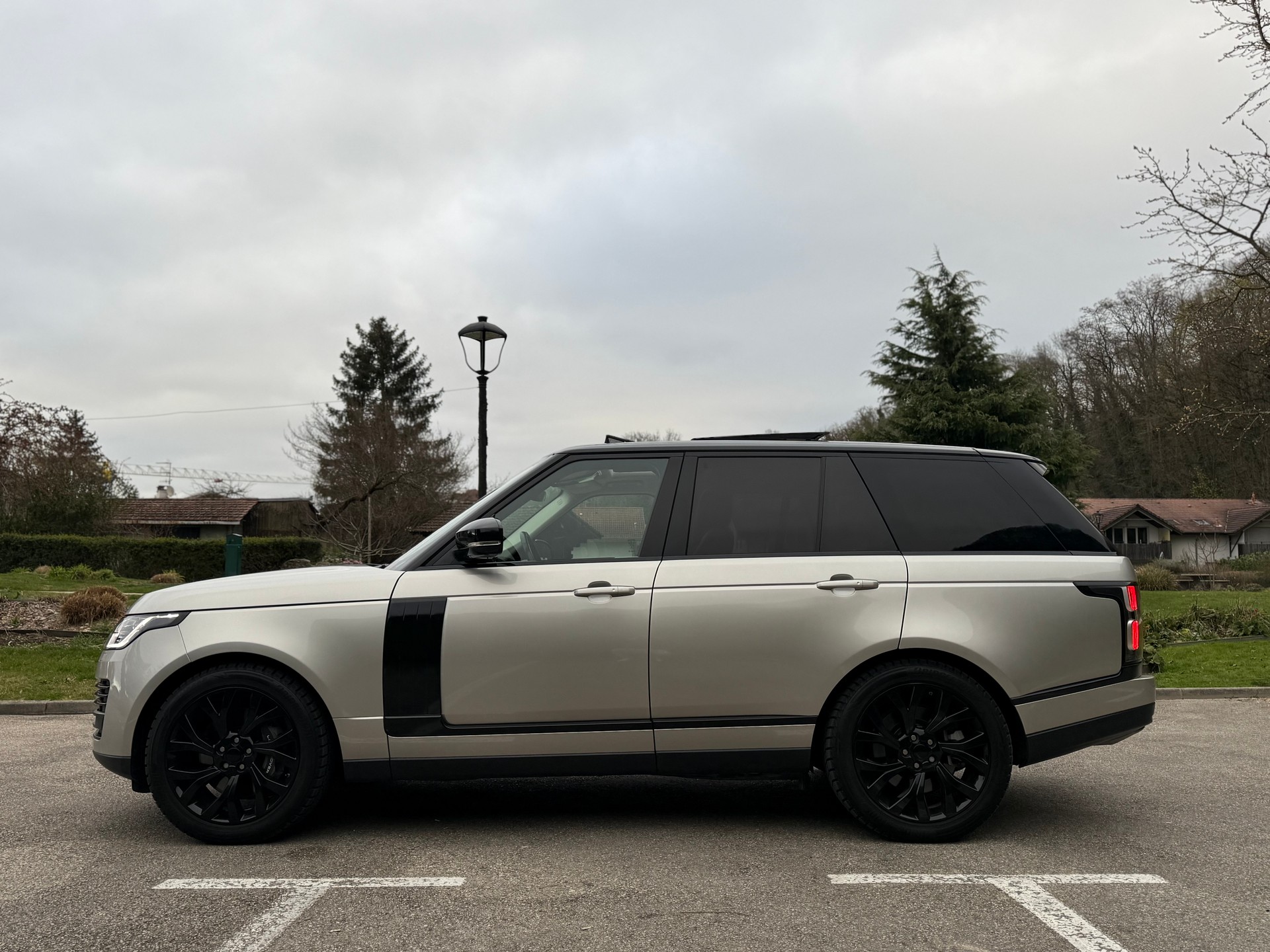 LAND ROVER Range Rover 2.0 Si4 P400e PHEV Vogue Automatic-image-6