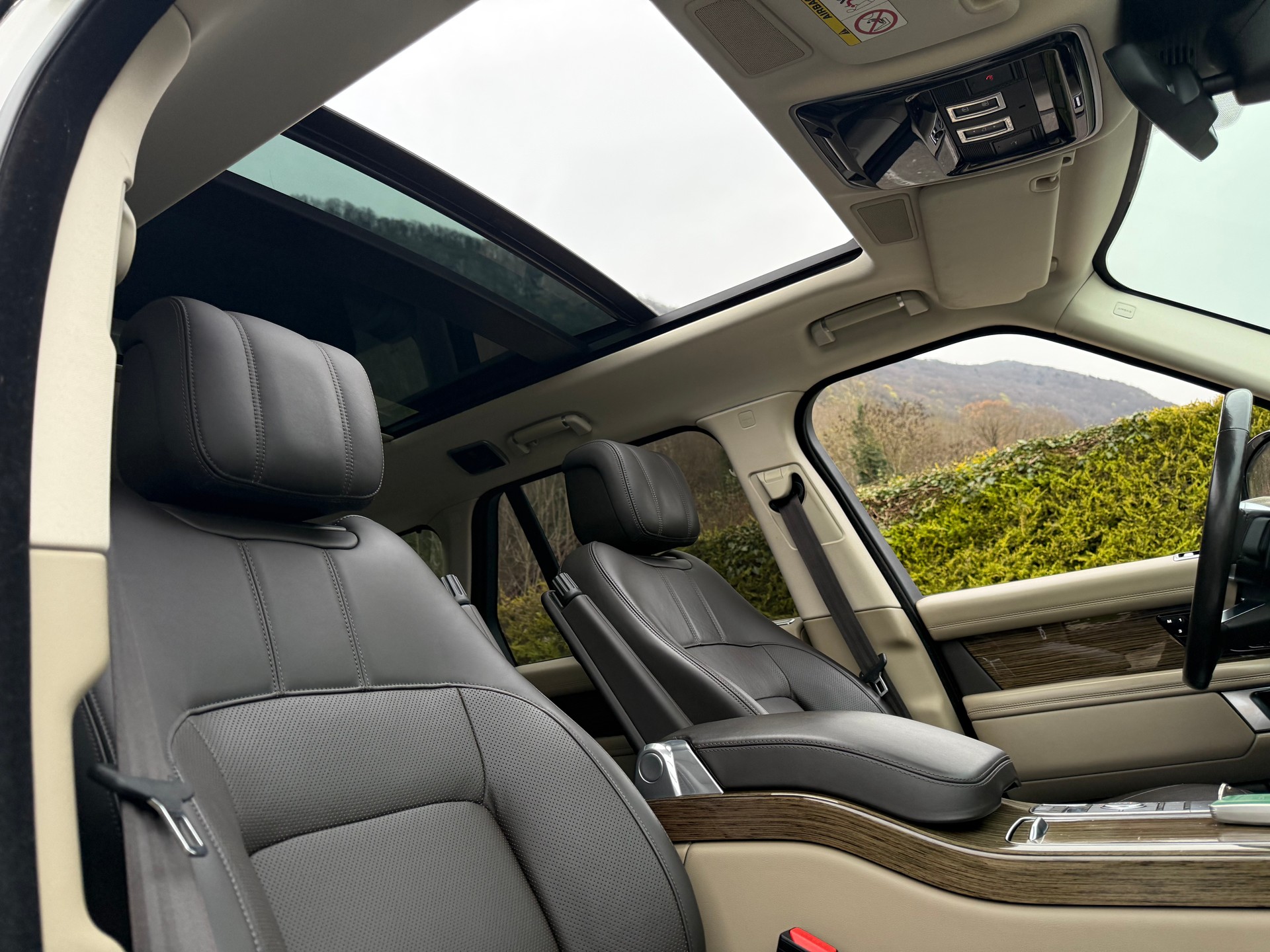 LAND ROVER Range Rover 2.0 Si4 P400e PHEV Vogue Automatic-image-13