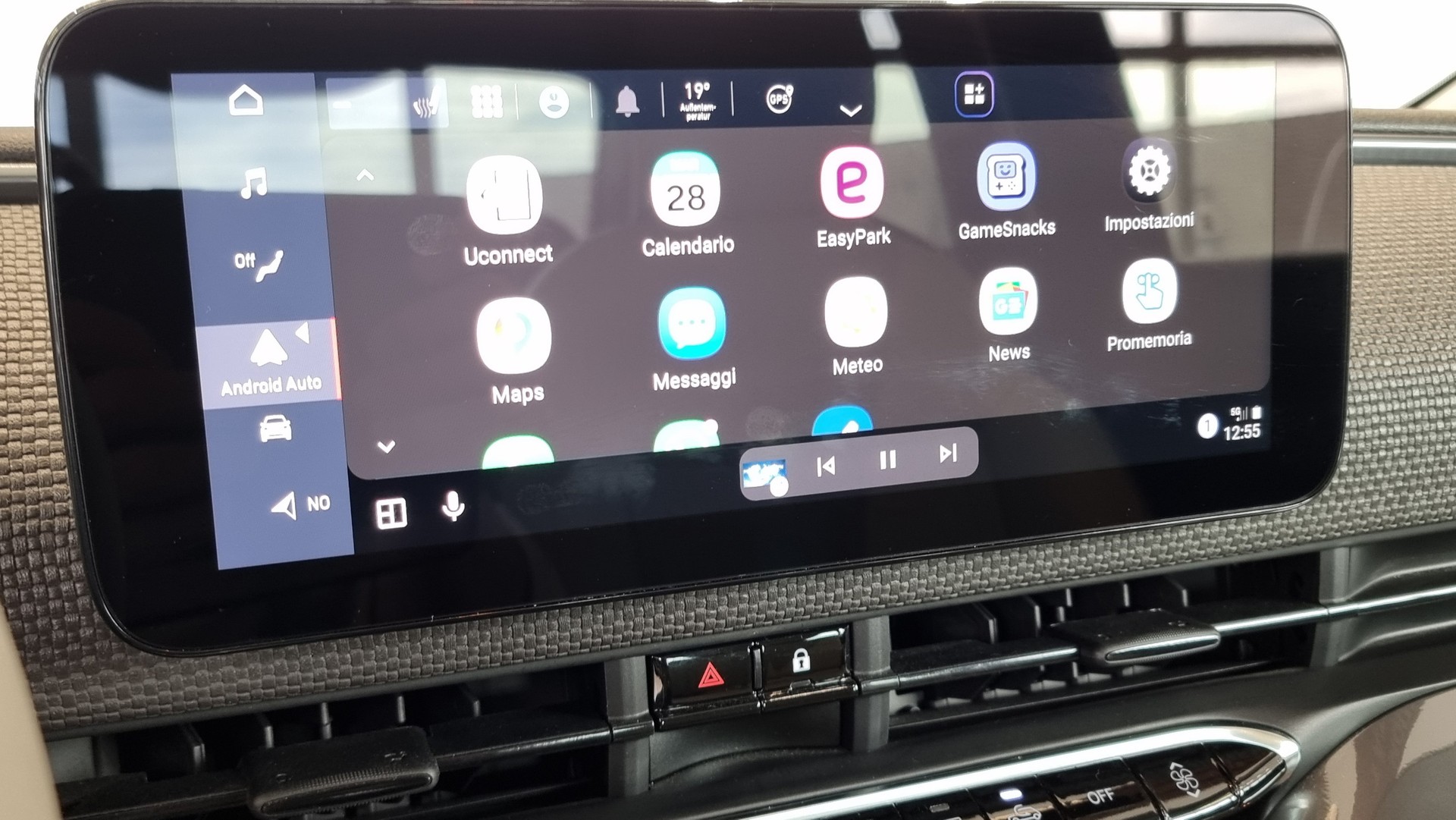 FIAT 500La Prima 42 KWh 118 PS-image-12