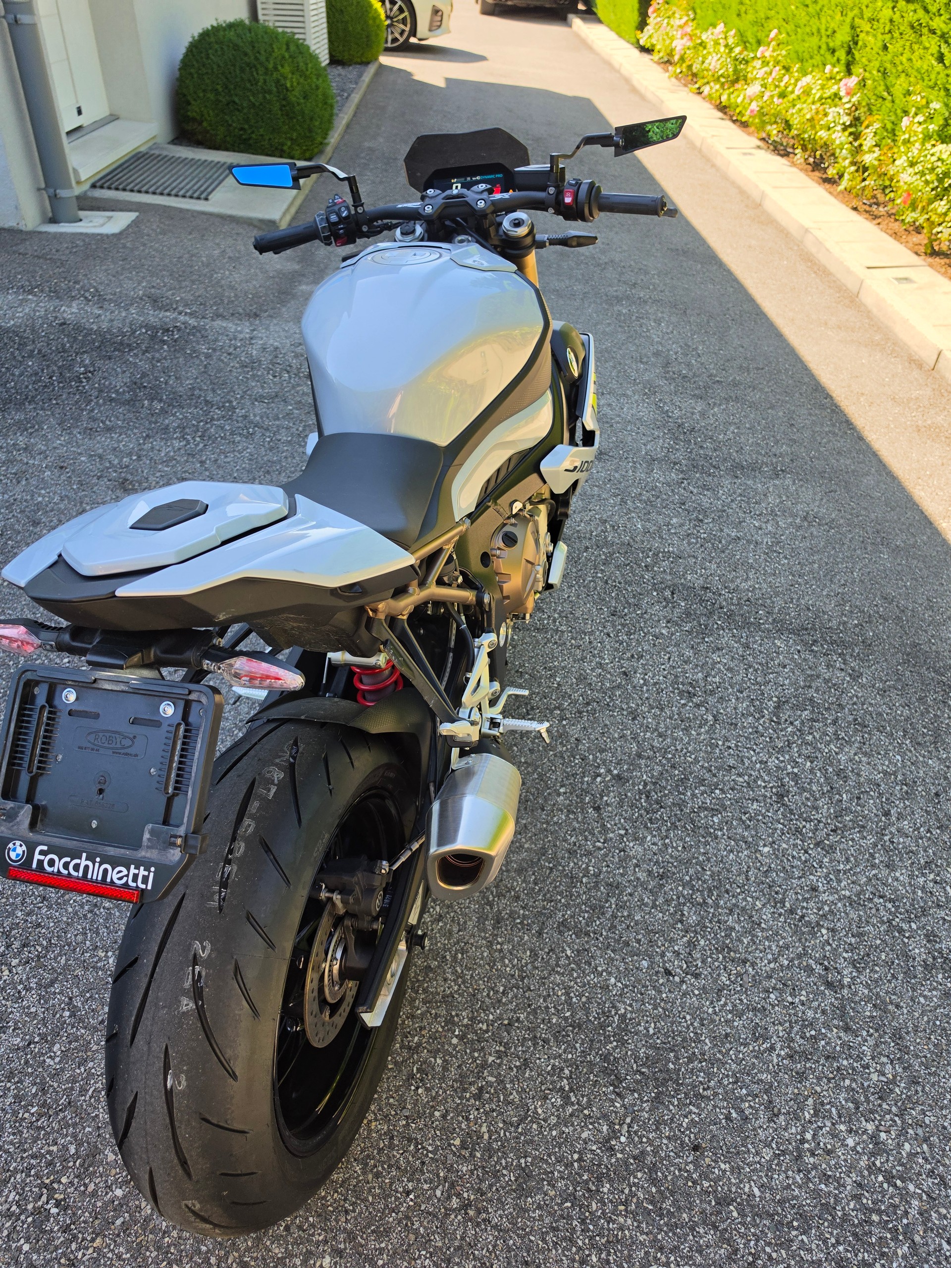 BMW S 1000 R-image-3