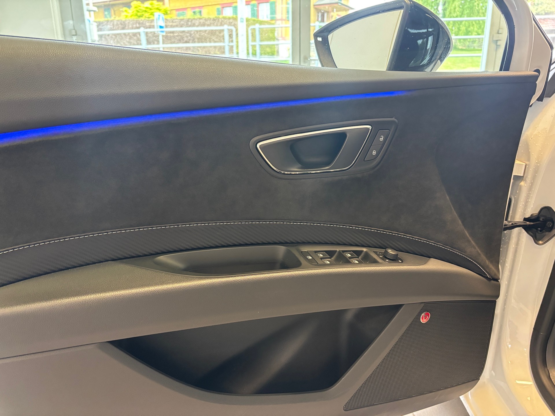 SEAT Leon ST 2.0 TSI Cupra 300 4 Drive DSG-image-15