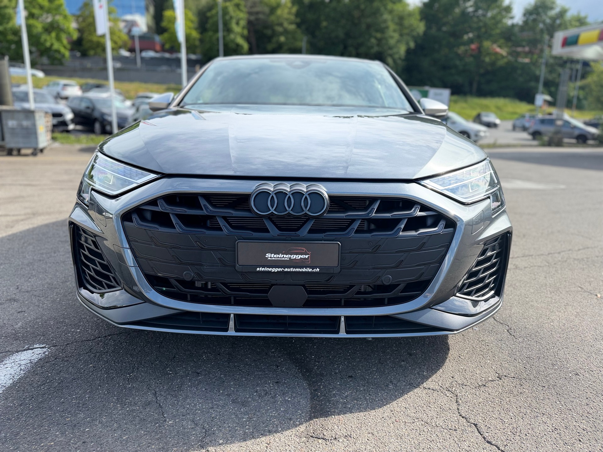 AUDI S3 Limousine TFSI quattro S-tronic ° Vollausstattung ° Akrapovic °-showroom-element-3