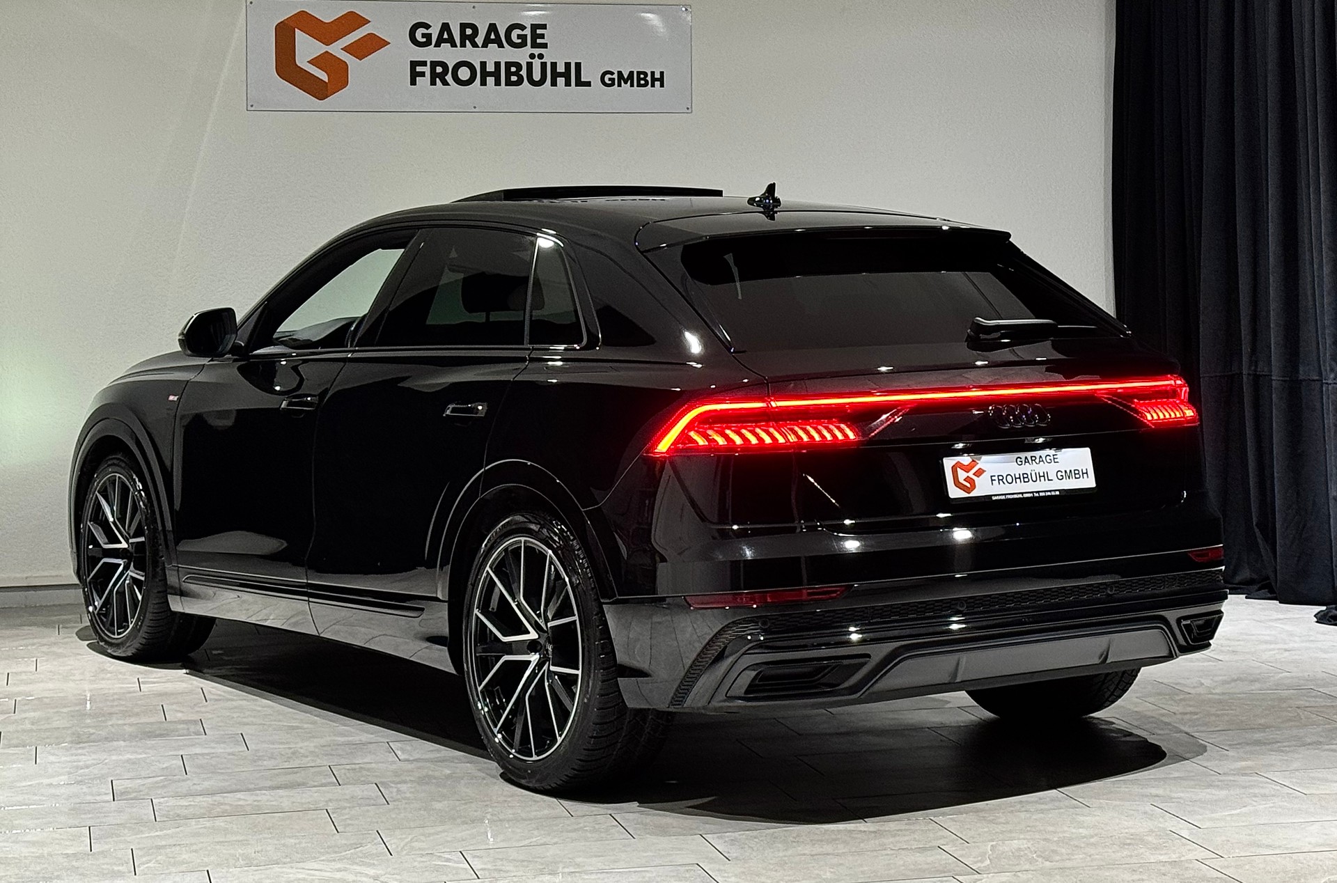 AUDI Q8 50 TDI Black Edition quattro tiptronic | 1.Hand |-image-5