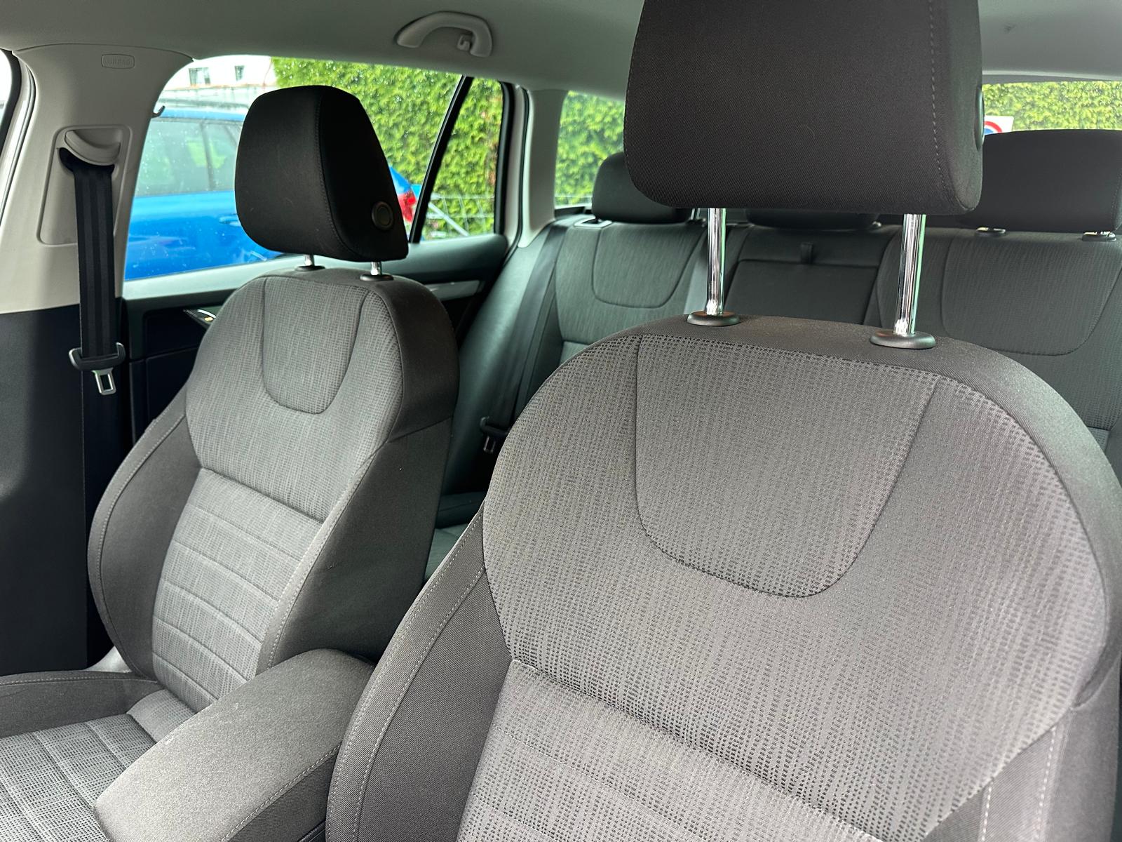 SKODA Octavia 2.0 TDI Style 4x4 DSG-image-11
