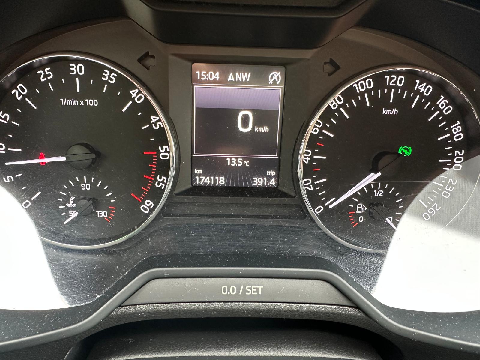SKODA Octavia 2.0 TDI Style 4x4 DSG-image-15