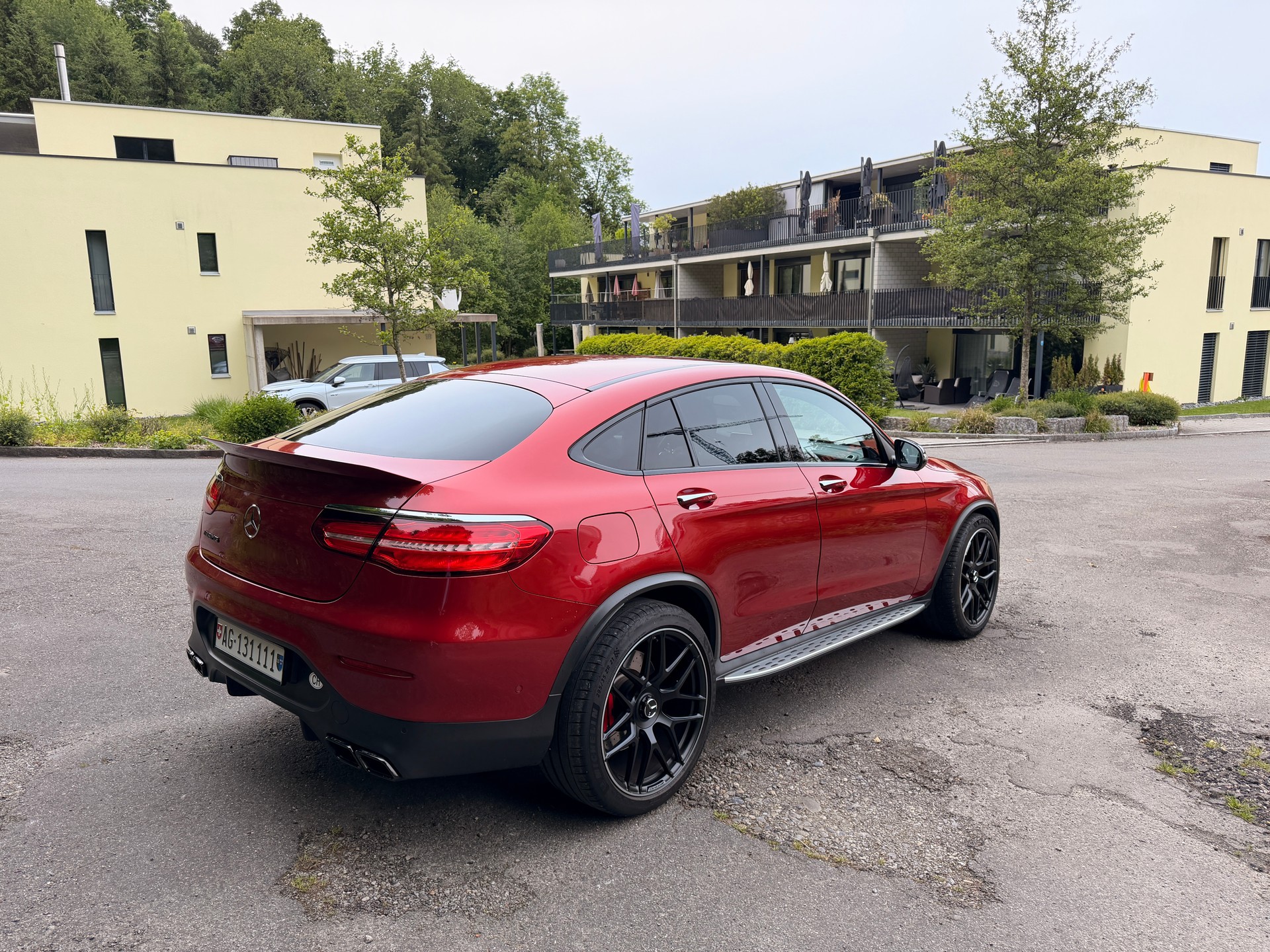 MERCEDES-BENZ GLC Coupé 63 S AMG 4Matic+ 9G-Tronic-showroom-element-3