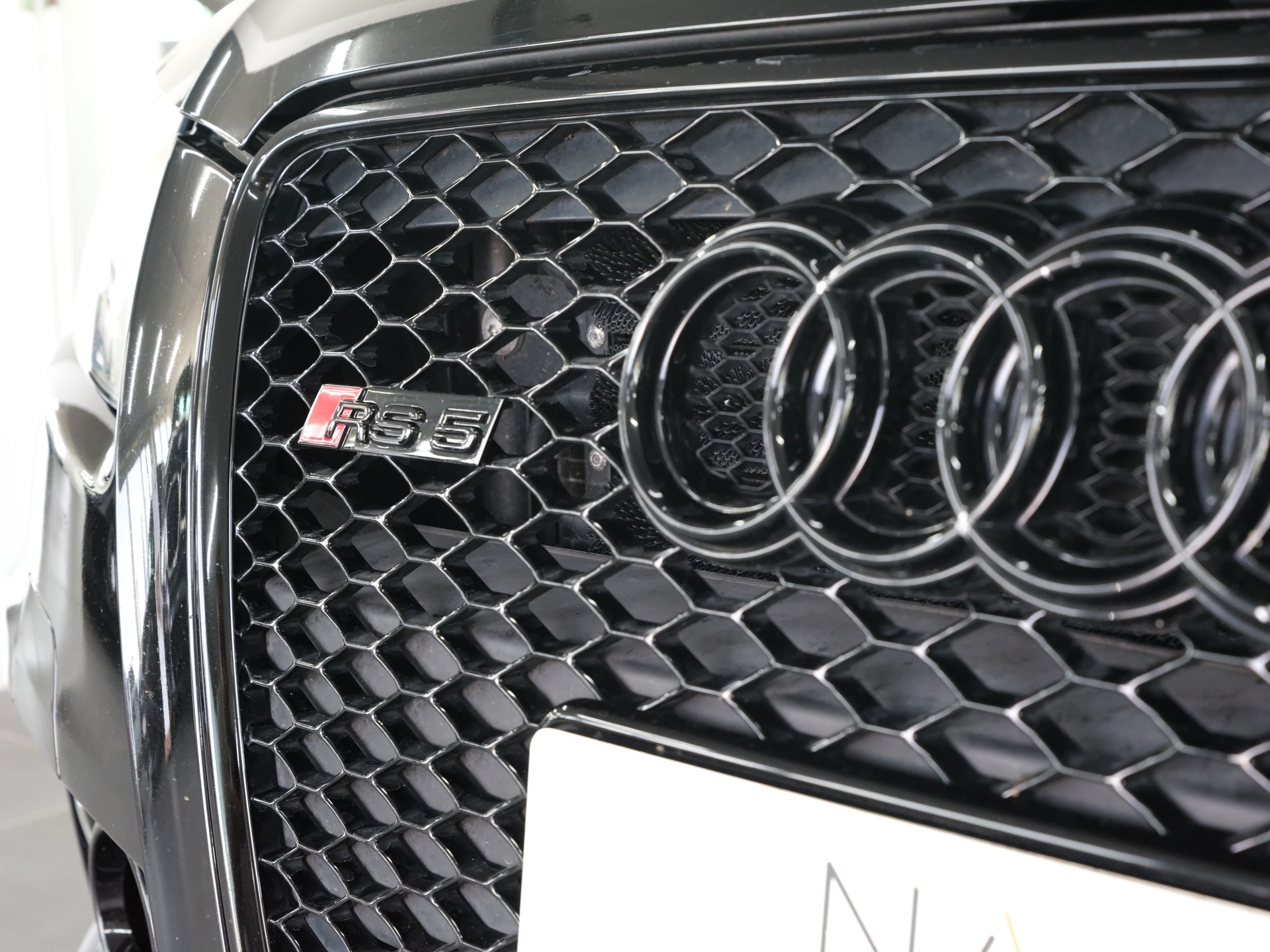 AUDI RS5 Coupé 4.2 FSI quattro S-tronic *Sportabgassanlage* *Rückfahrkamera* *RS Performance*-image-12