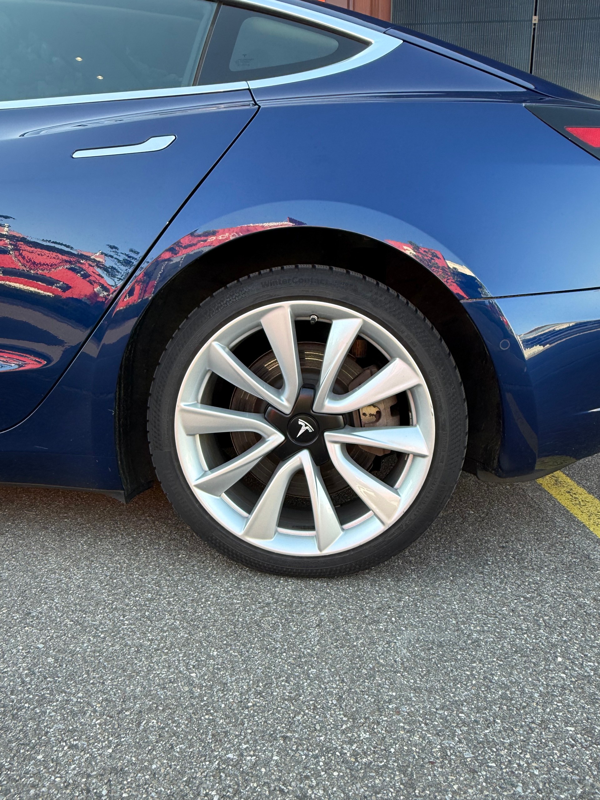 TESLA Long Range D-image-14