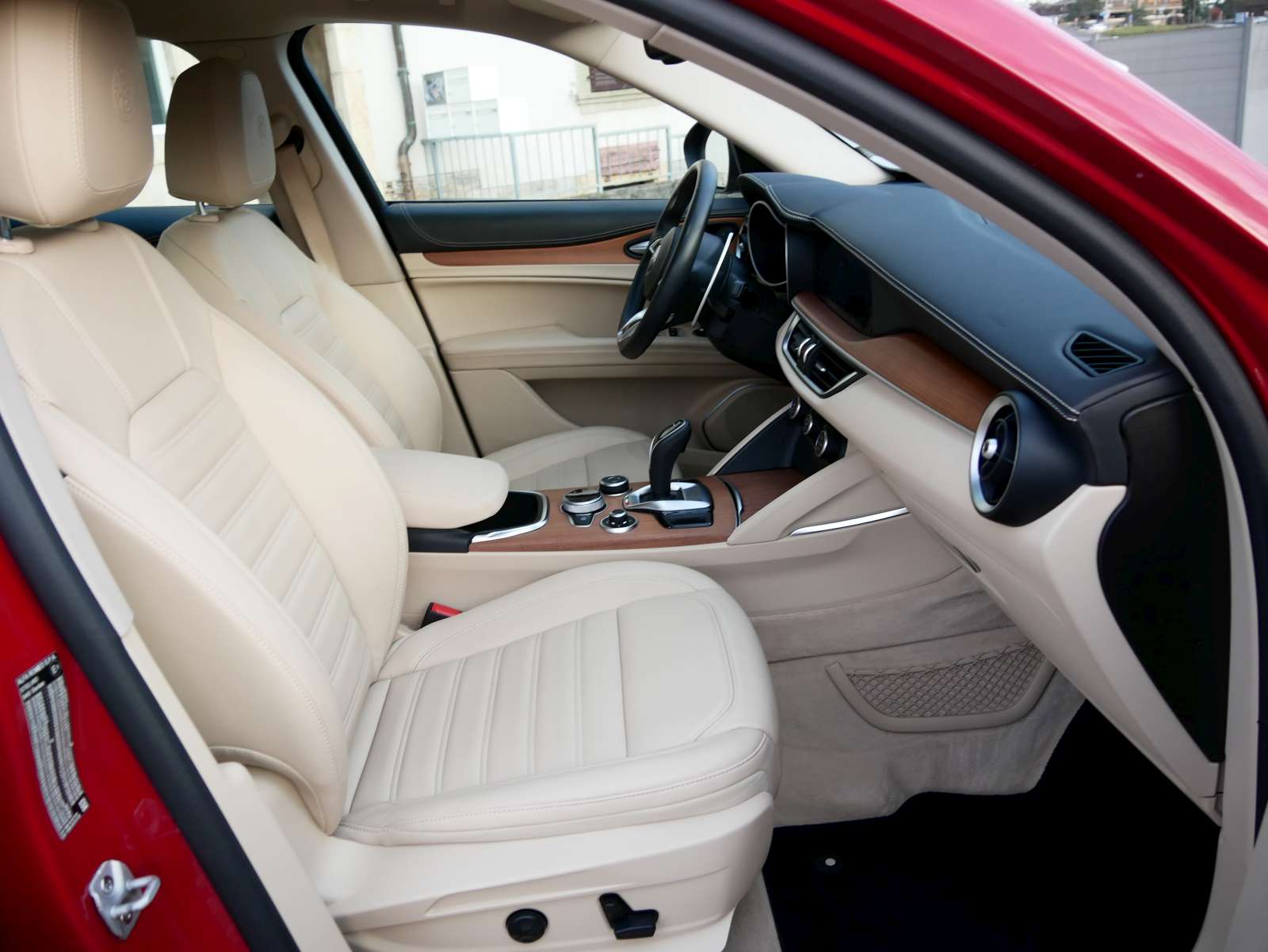 ALFA ROMEO Stelvio 2.0 TI Q4 Automatic-image-12