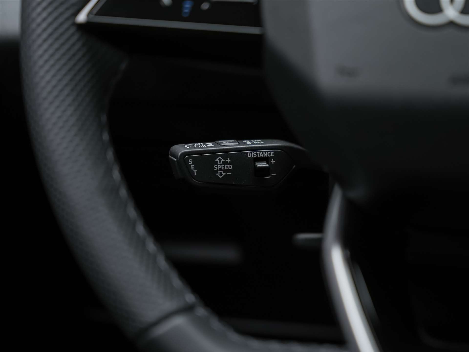 AUDI A6 2.0 TDI quattro S-Tronic *EDITION ONE*Werksgarantie*360° Kamera*Abstandsregler*-image-33