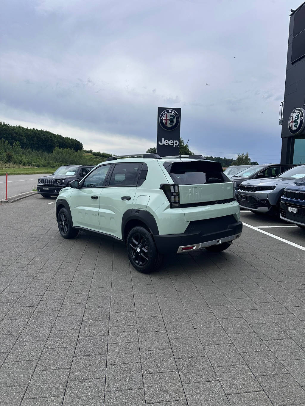FIAT Grande Panda 1.2 Hybrid Icon-showroom-element-1