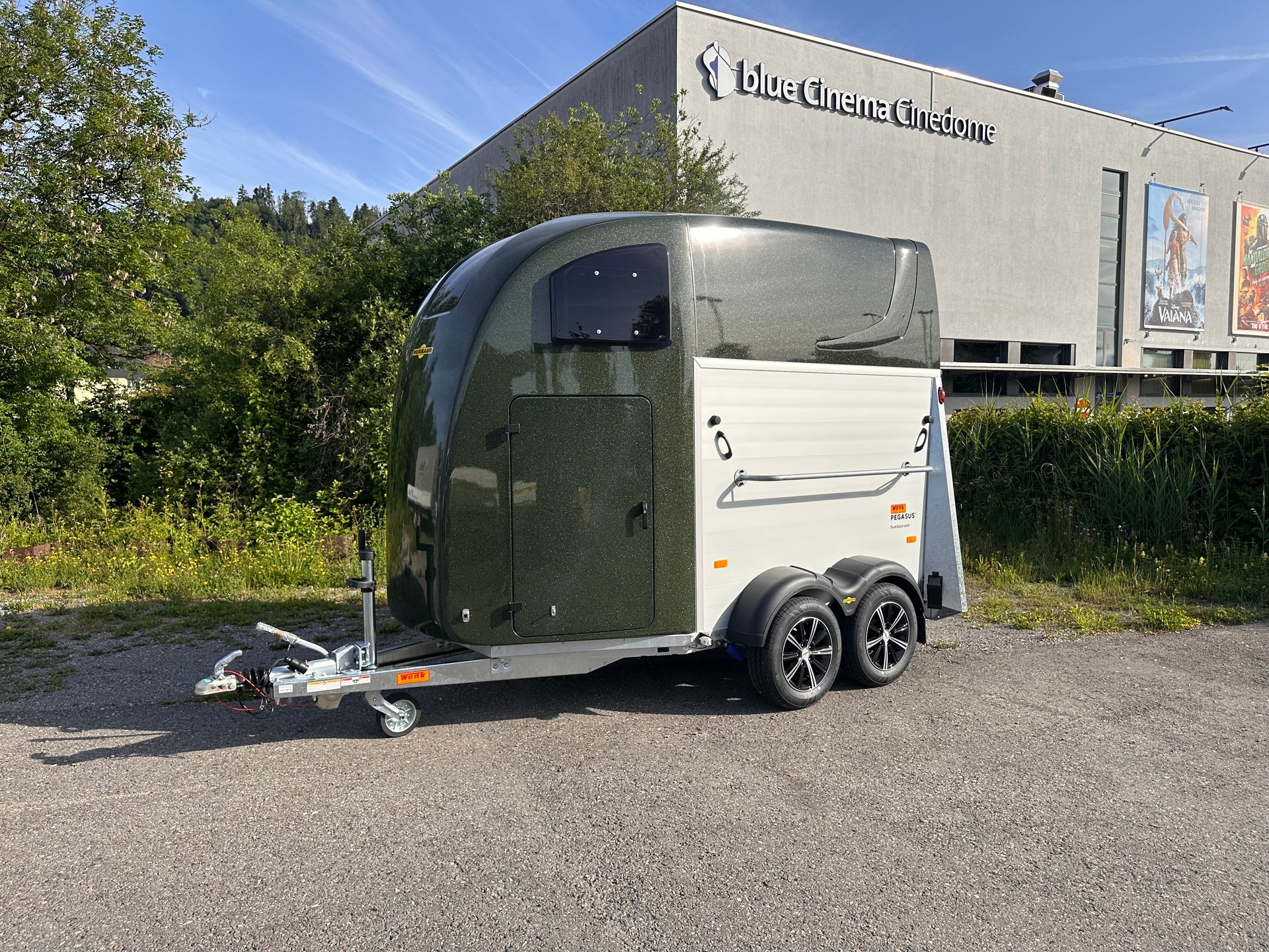 HUMBAUR Pegasus 2400