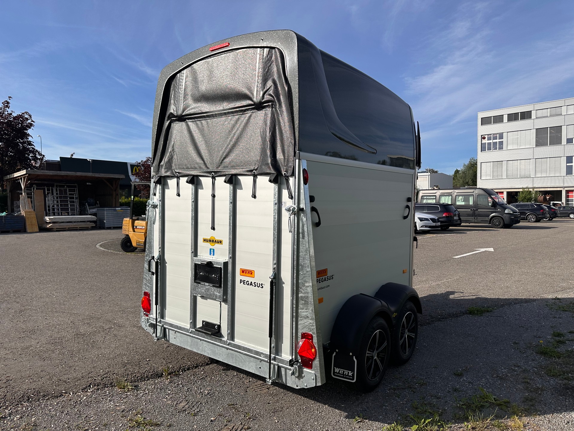 HUMBAUR Pegasus 2400-image-9
