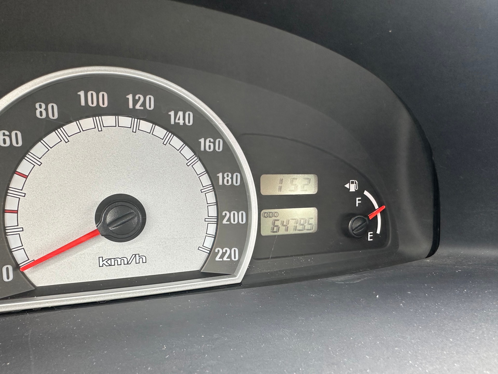 HYUNDAI Matrix 1.6i 16V Style Automatic-image-4