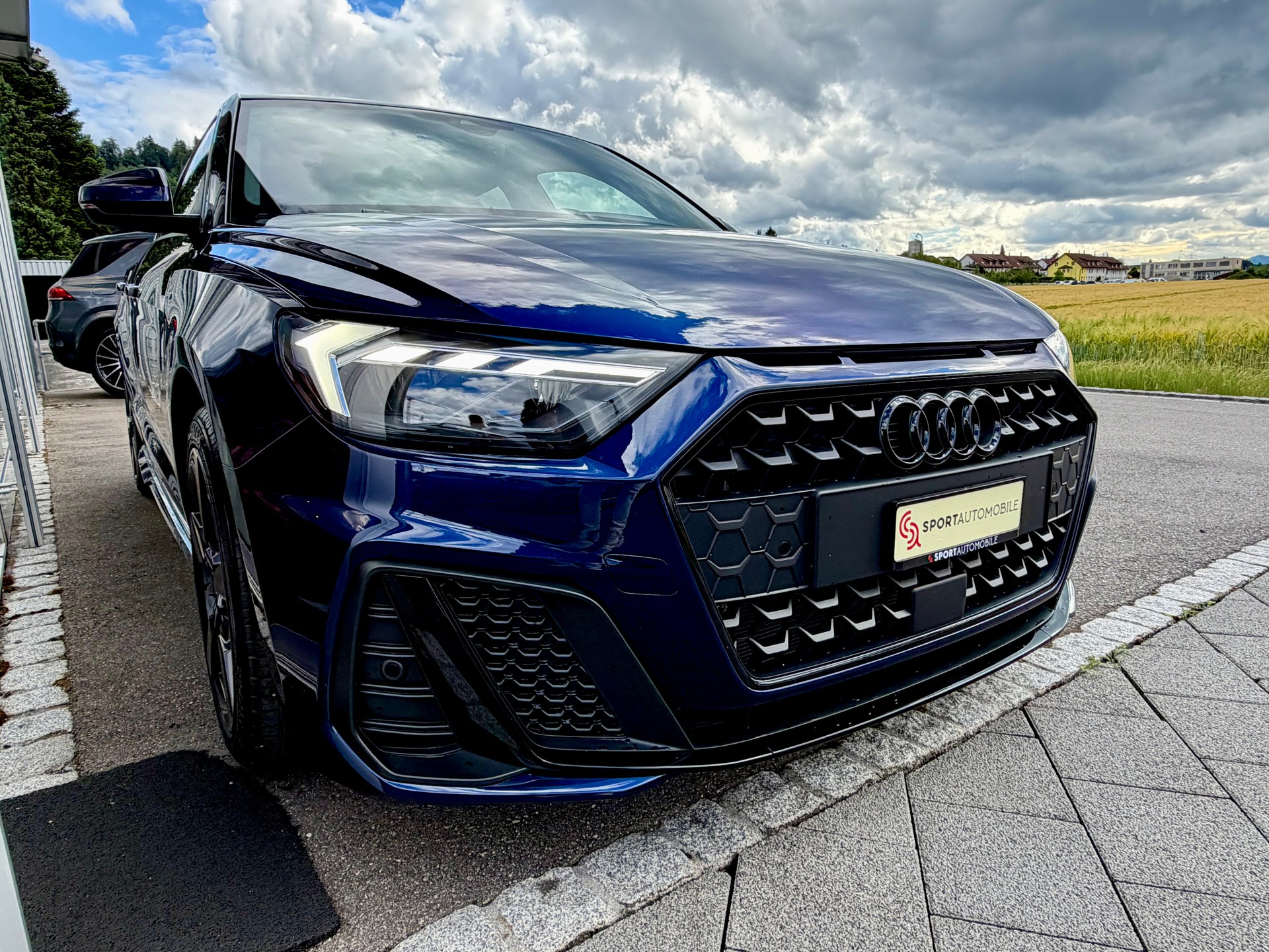 AUDI A1 Sportback 30 TFSI S Line Attraction S-tronic-image-3