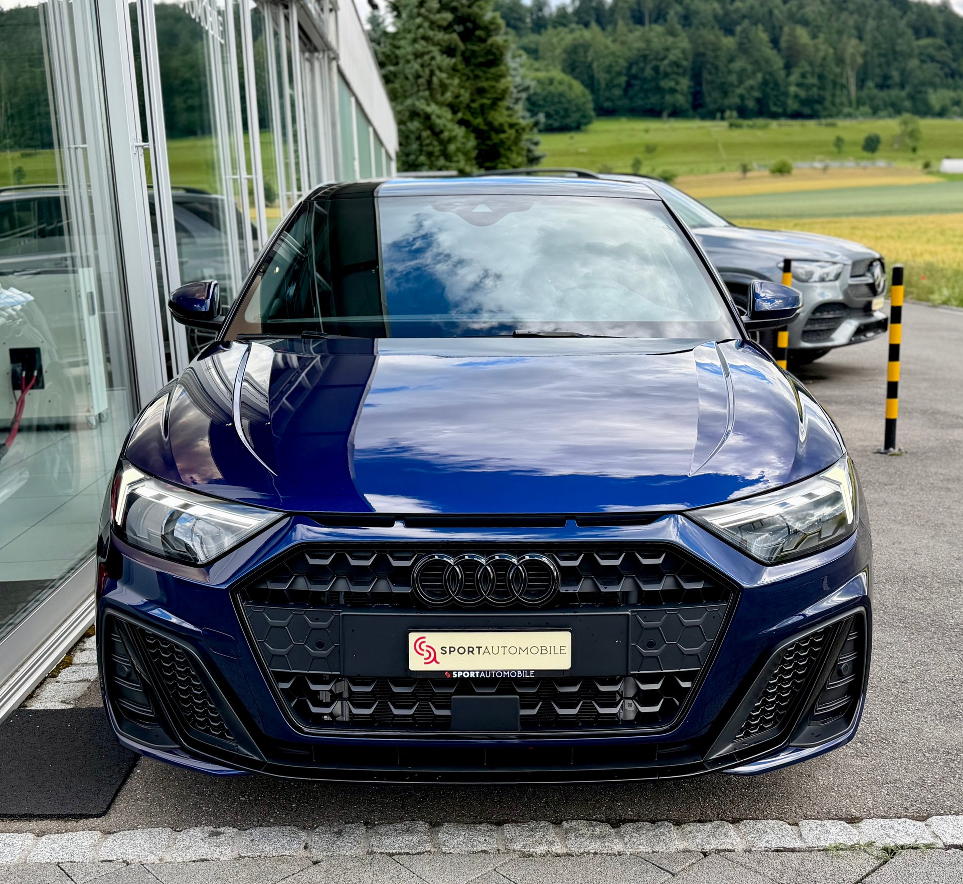 AUDI A1 Sportback 30 TFSI S Line Attraction S-tronic-image-2