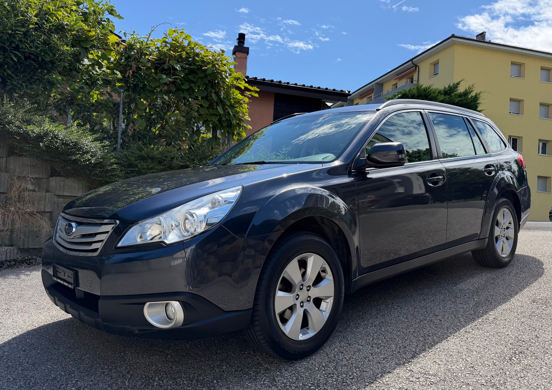 SUBARU Outback 2.5i Swiss Special AWD