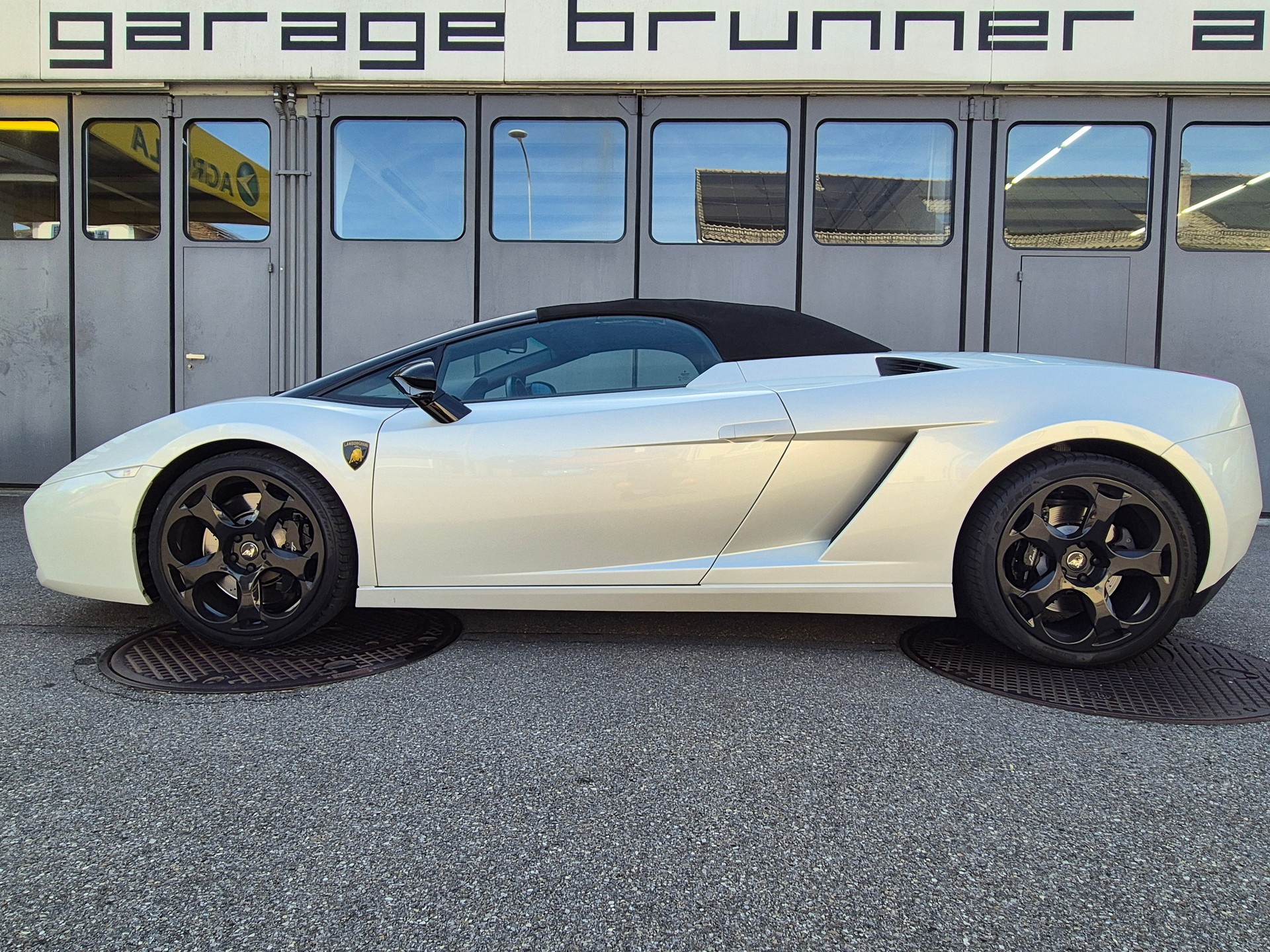 LAMBORGHINI Gallardo 5.0 V10 E-Gear Spyder-image-9