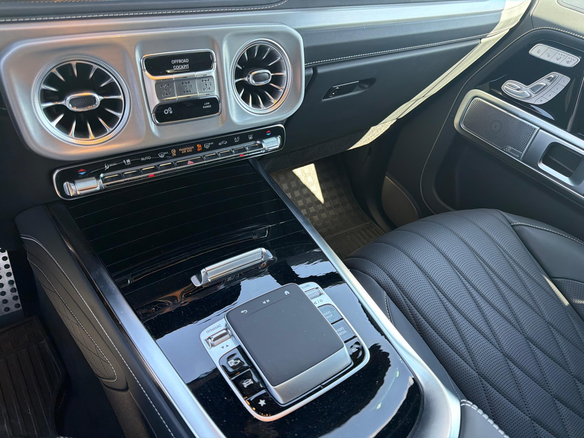 MERCEDES-BENZ G 450 d AMG Line Manufaktur-image-5