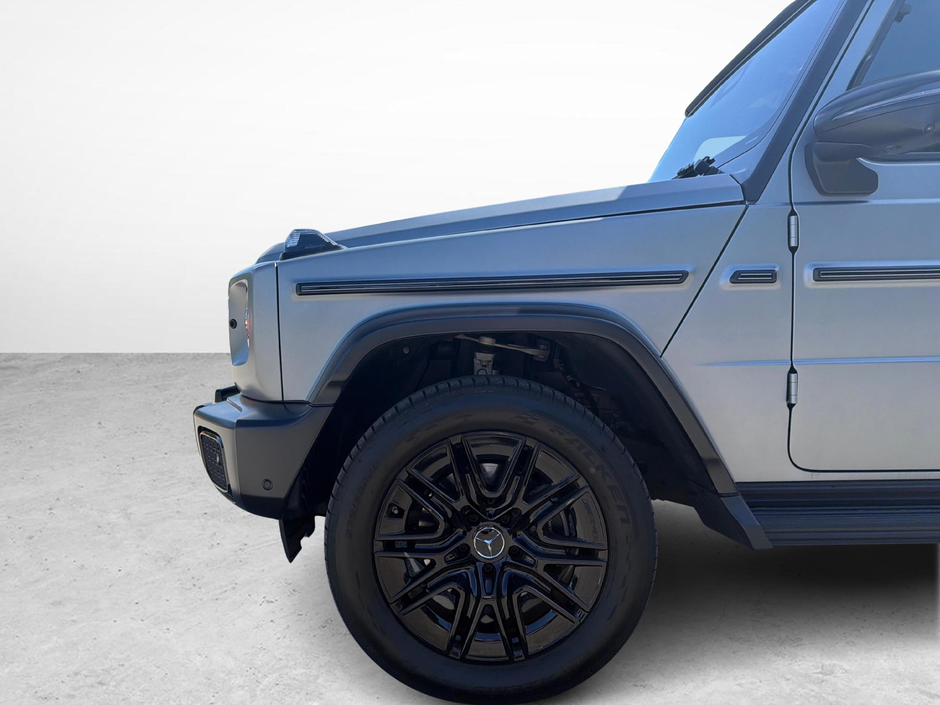 MERCEDES-BENZ G 450 d AMG Line Manufaktur-image-13