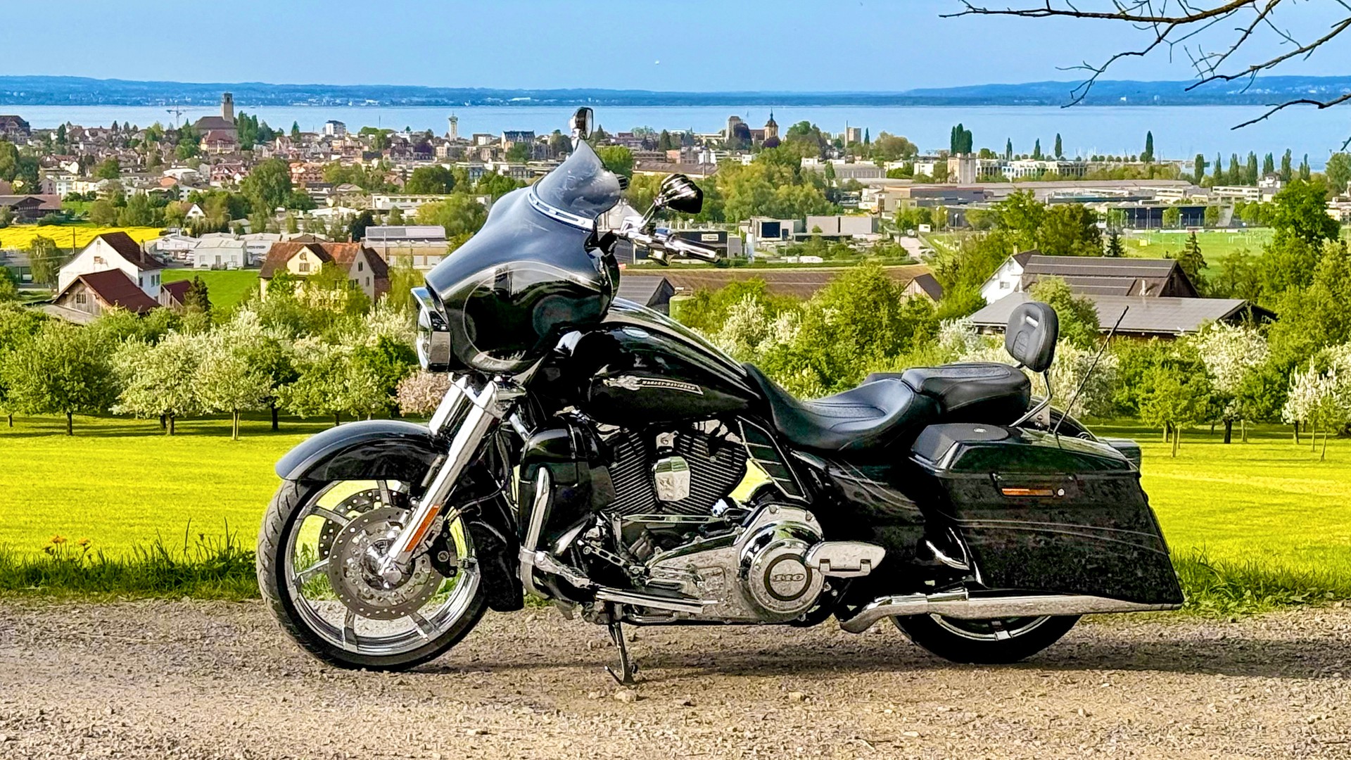 HARLEY-DAVIDSON Street Glide FLHXSE3 CVO-image-0