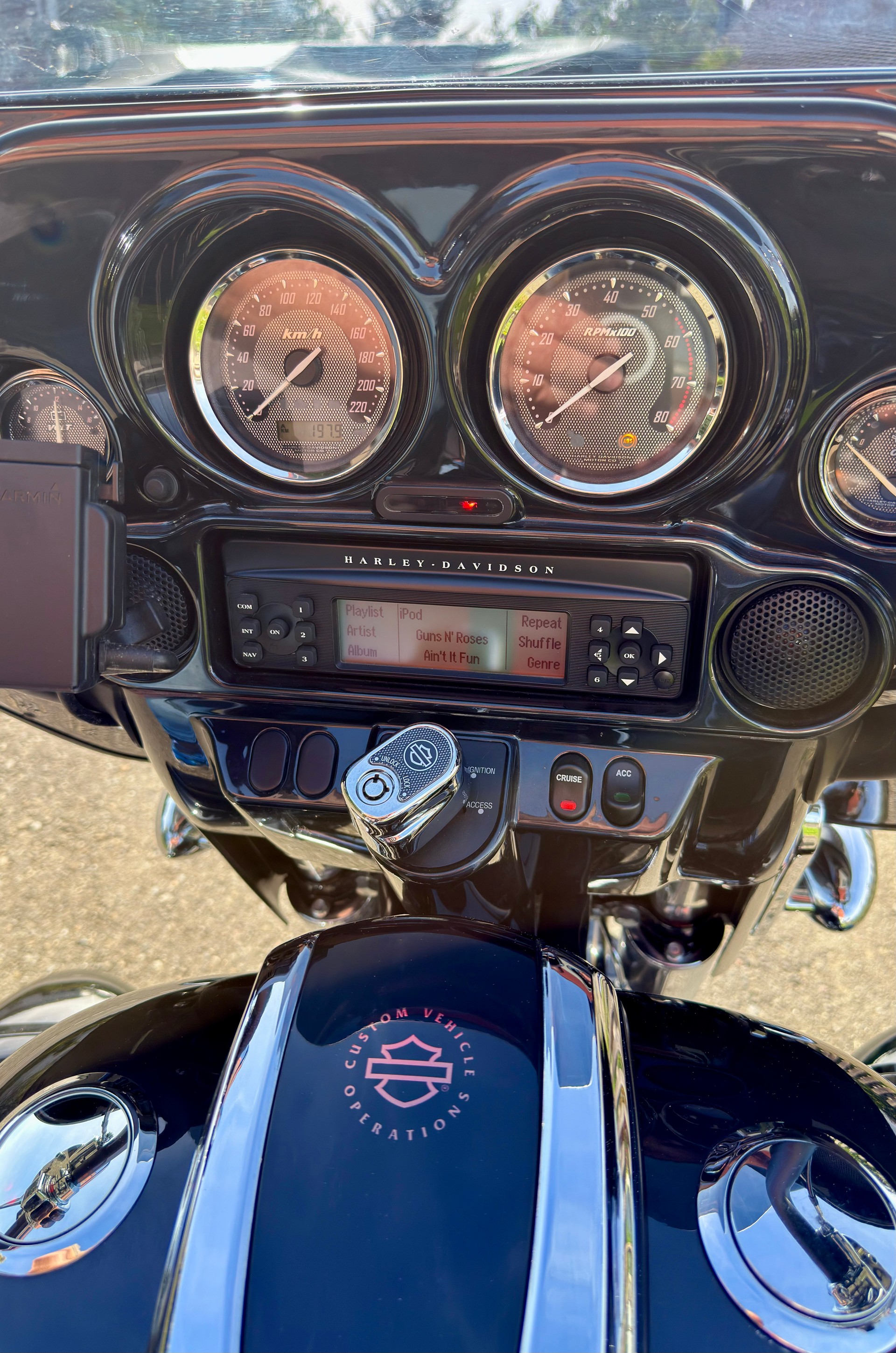 HARLEY-DAVIDSON Street Glide FLHXSE3 CVO-image-9