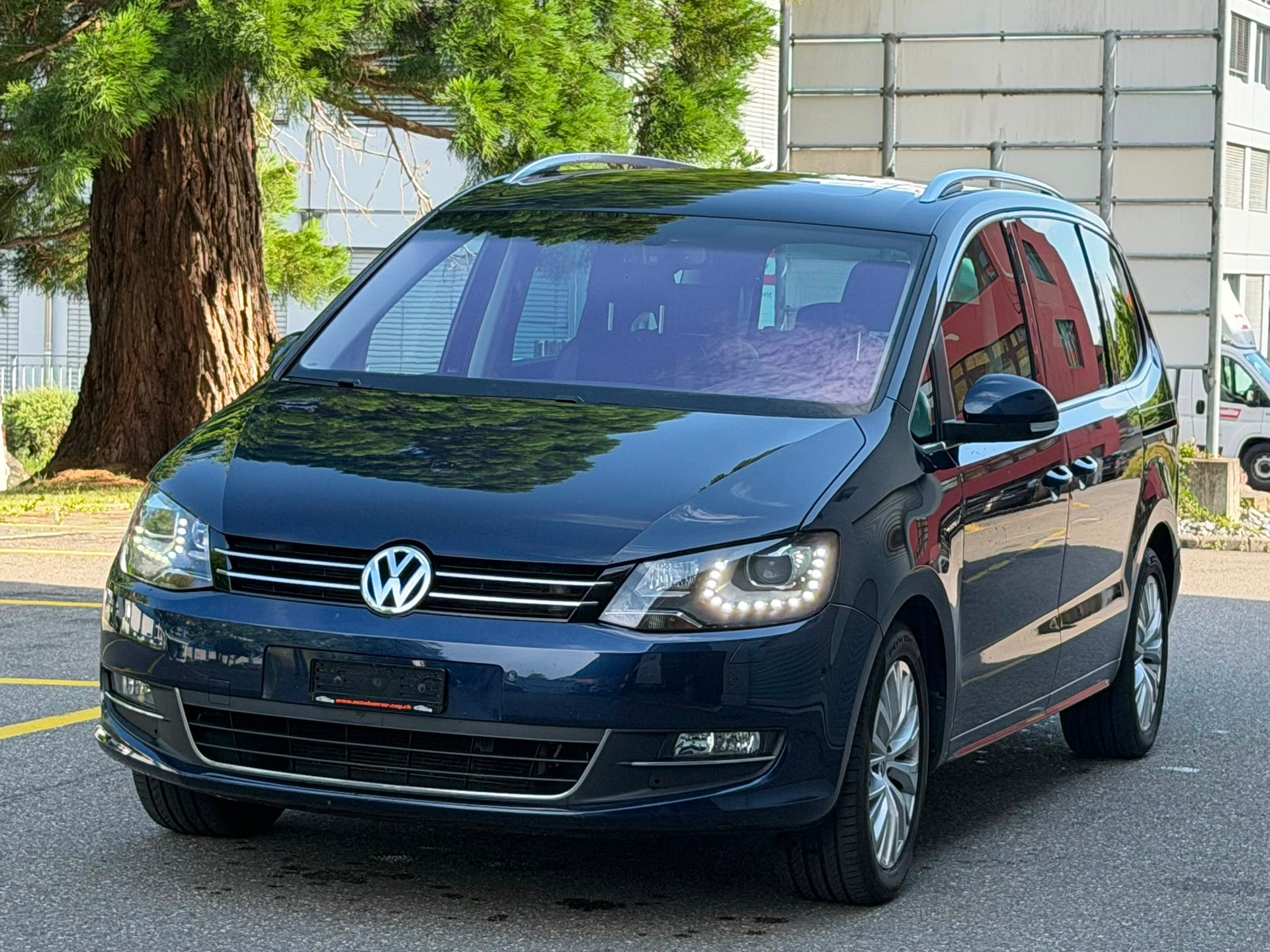 VW Sharan 2.0 TSI Highline DSG*7 Plätzer*