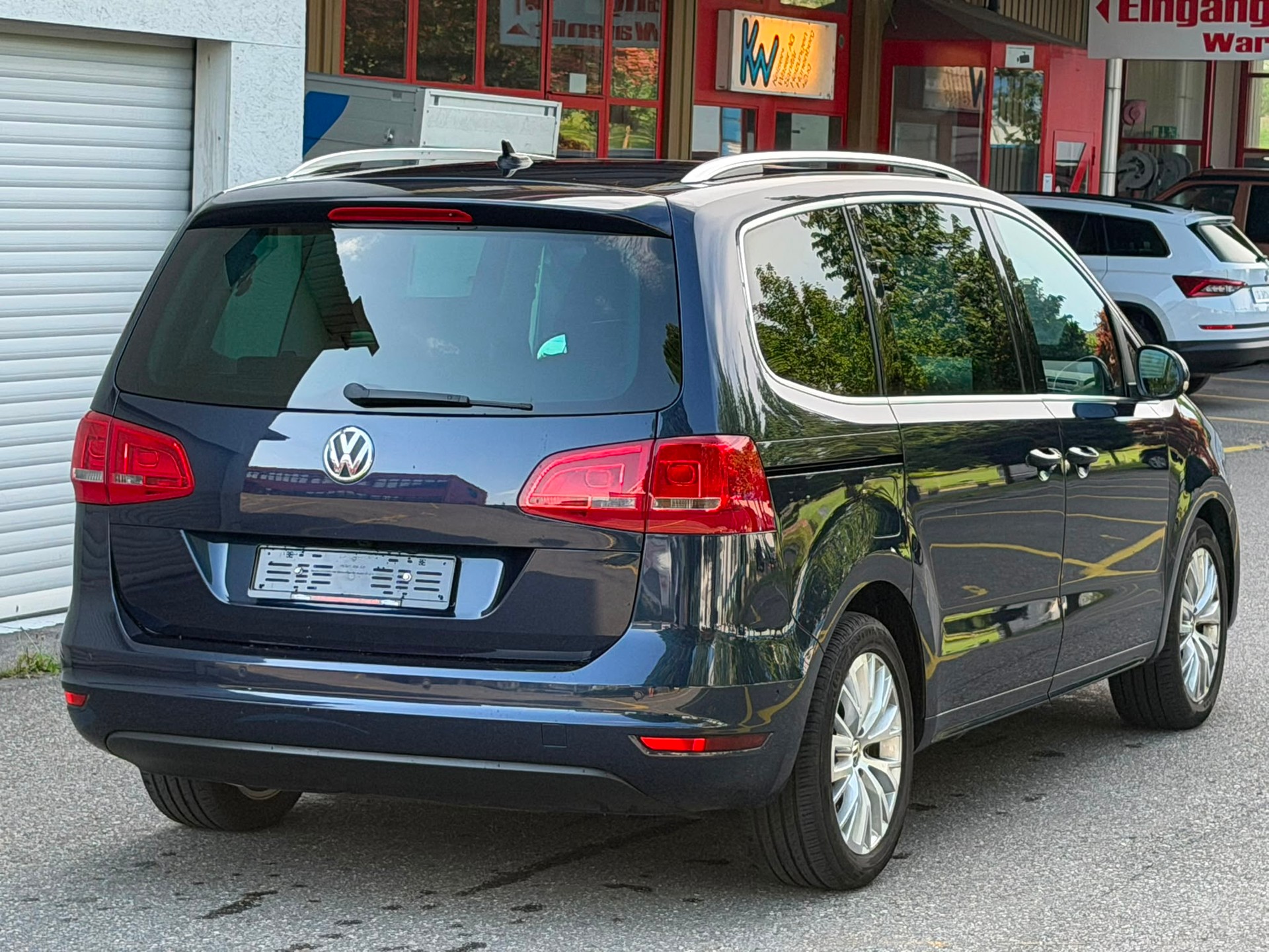 VW Sharan 2.0 TSI Highline DSG*7 Plätzer*-showroom-element-3