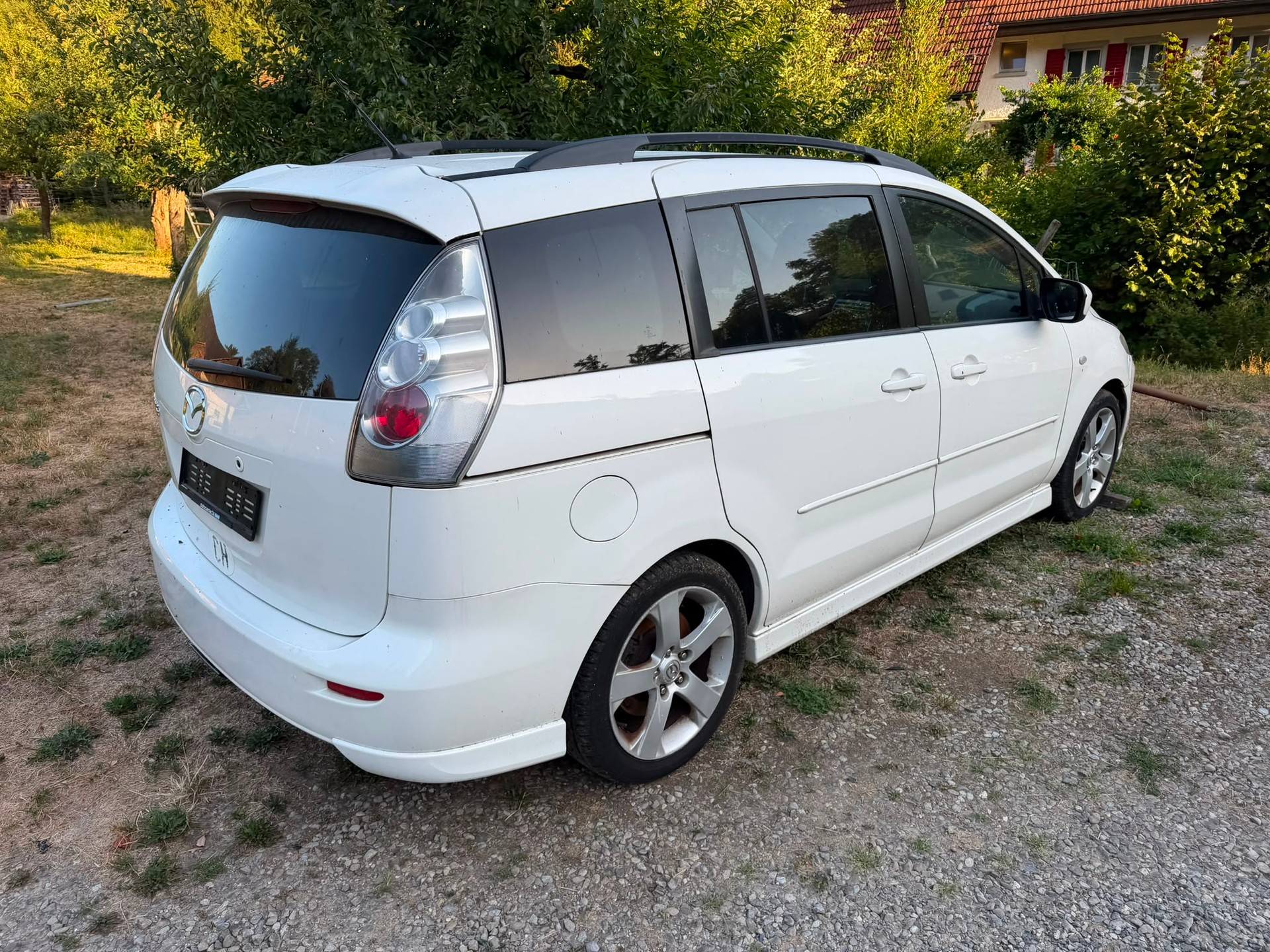 MAZDA 5 2.0d 16V Sport-image-4