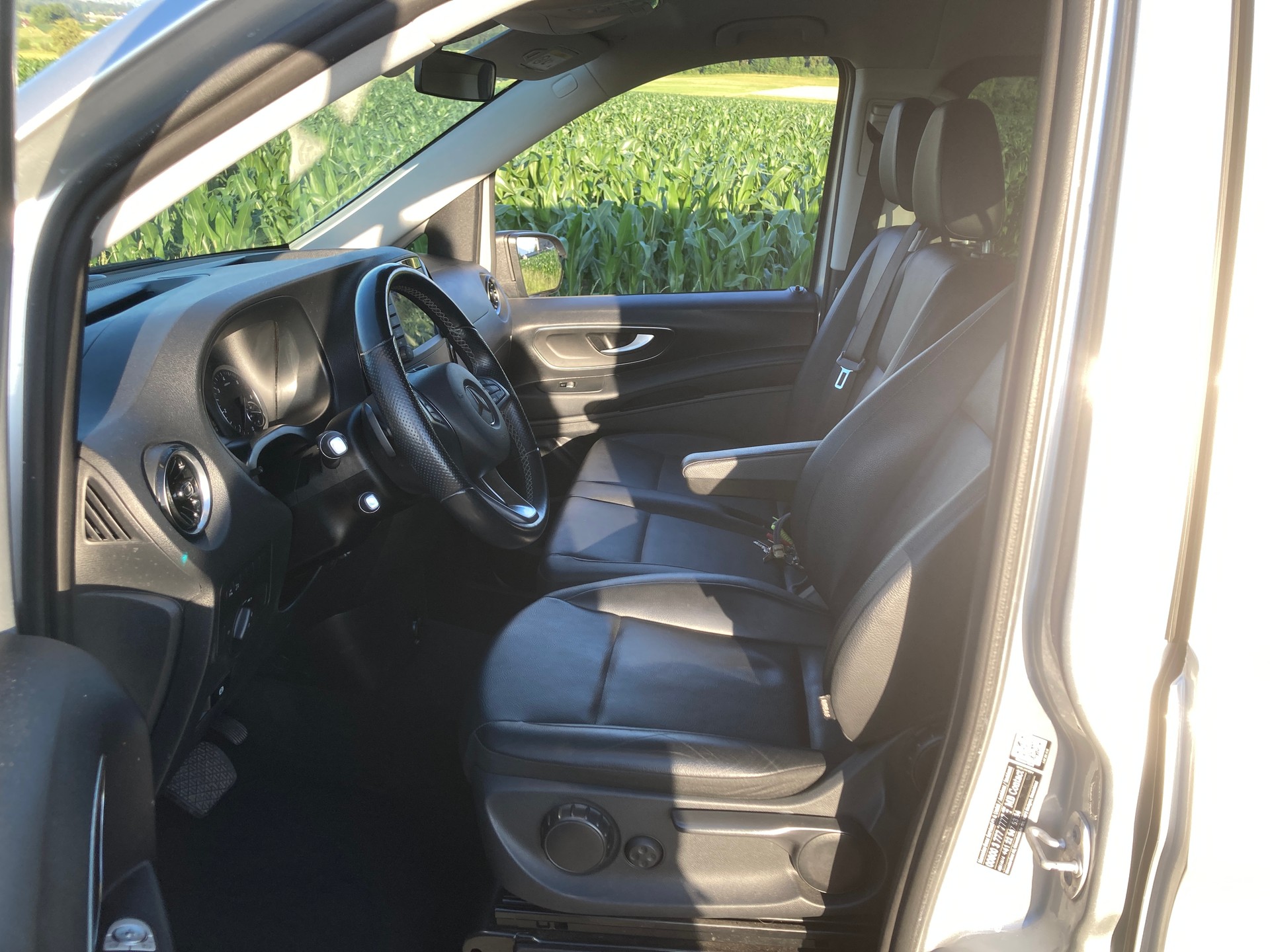 MERCEDES-BENZ Vito 119 CDI Extralang Select Tourer 4M 9G-Tronic mit Anhängerkupplung-image-9