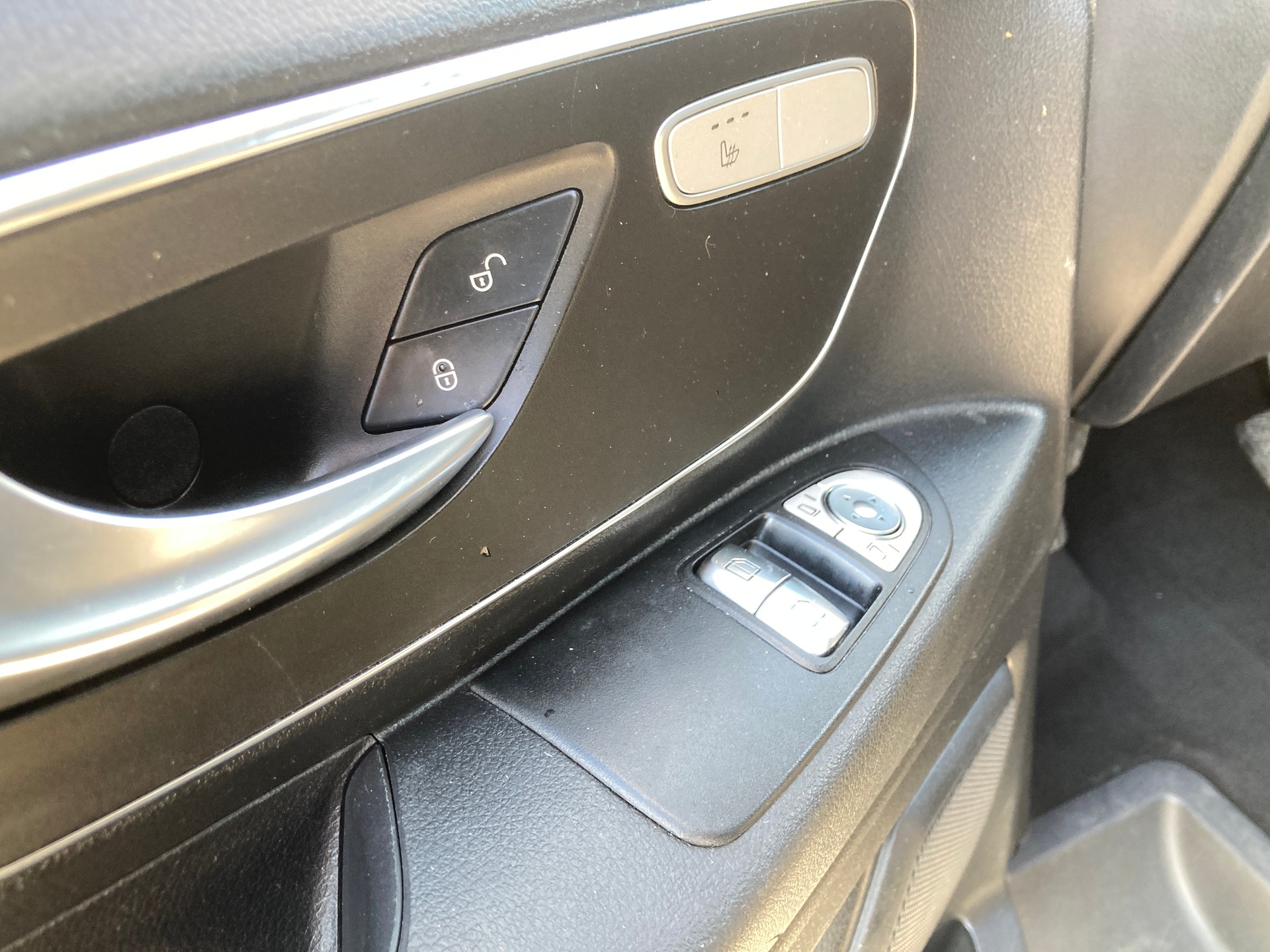 MERCEDES-BENZ Vito 119 CDI Extralang Select Tourer 4M 9G-Tronic mit Anhängerkupplung-image-10