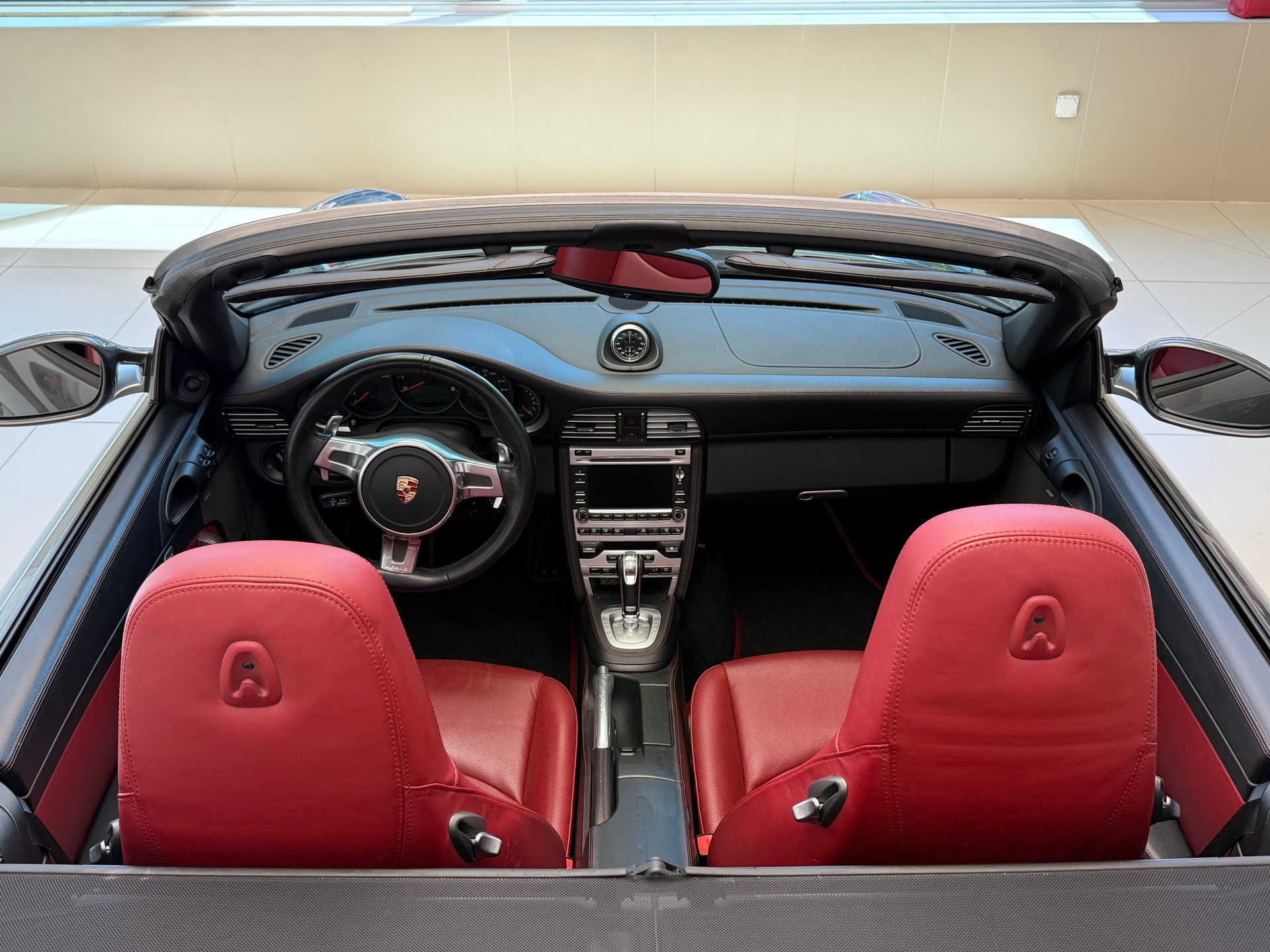 PORSCHE 911 Cabrio Carrera 4S PDK-image-5
