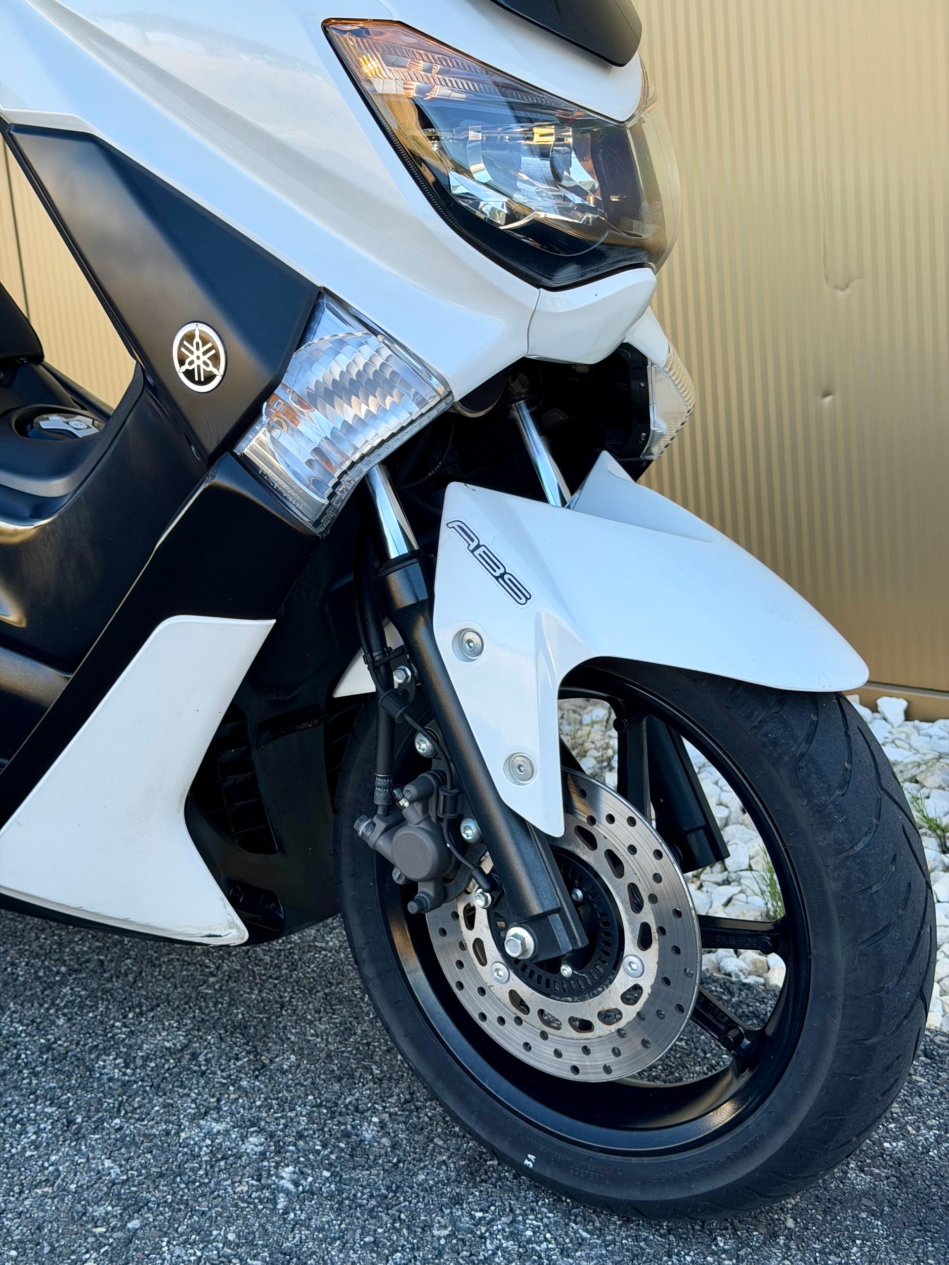 YAMAHA N-Max GPD 125A ABS-image-1