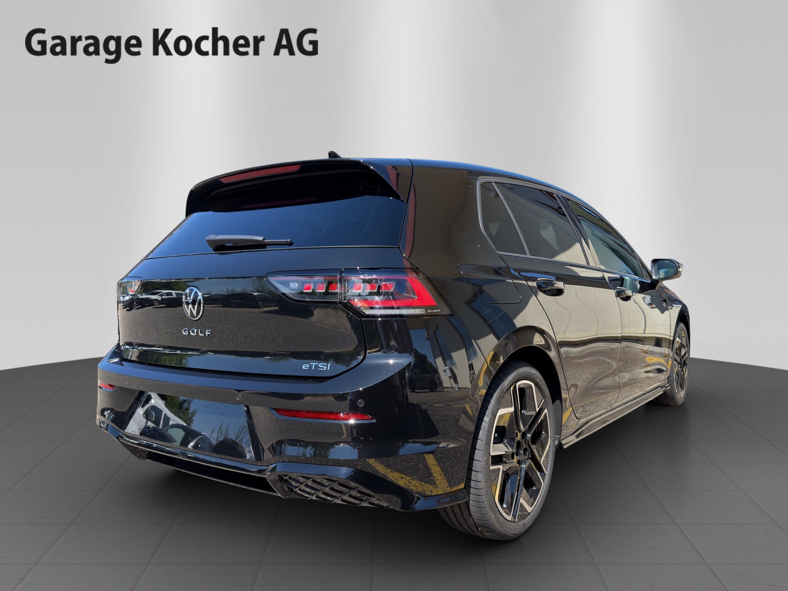 VW Golf 1.5 e TSI mHEV R-Line DSG-image-5