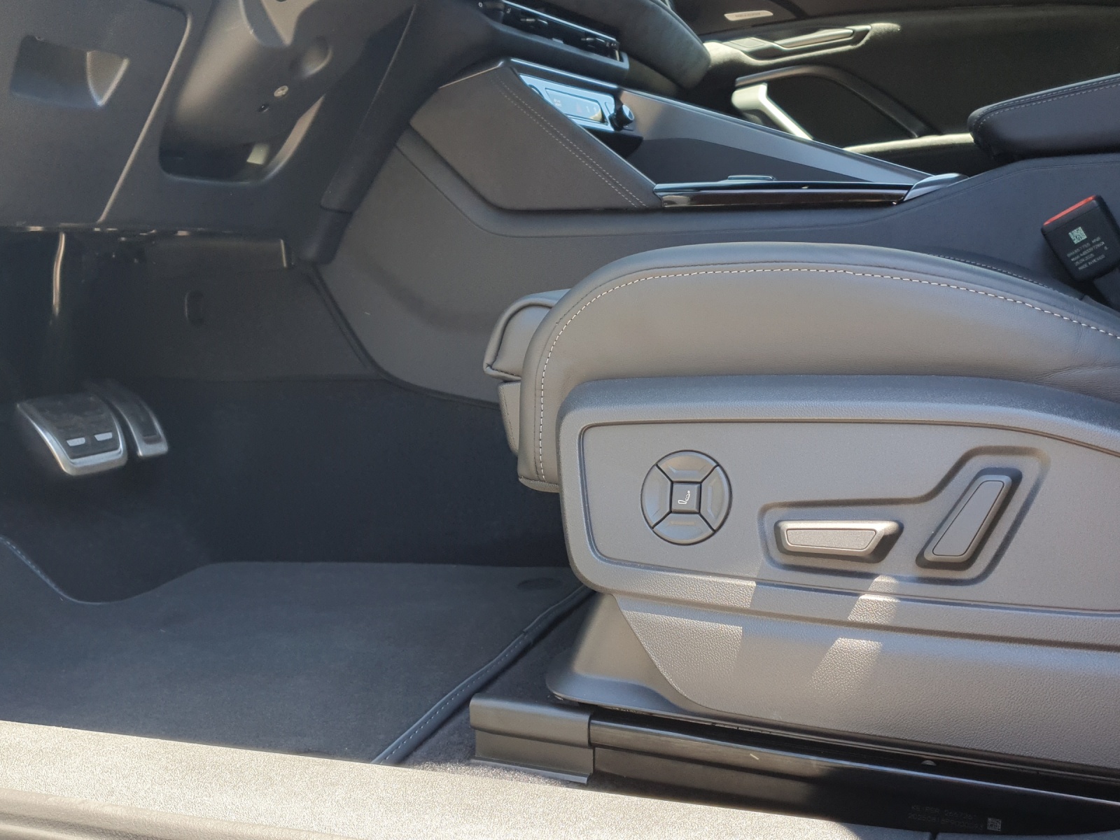AUDI SQ5 Sportback TFSI quattro S-tronic-image-14