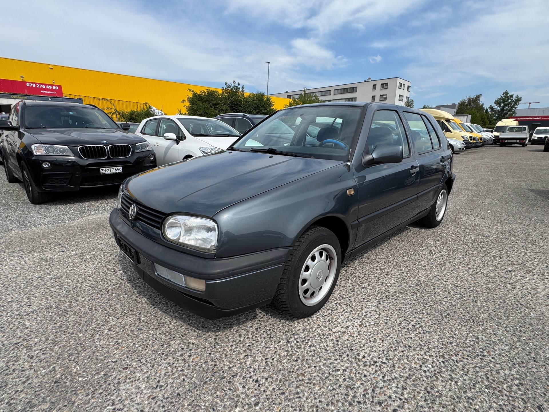 VW Golf 2000 Avenue-image-1