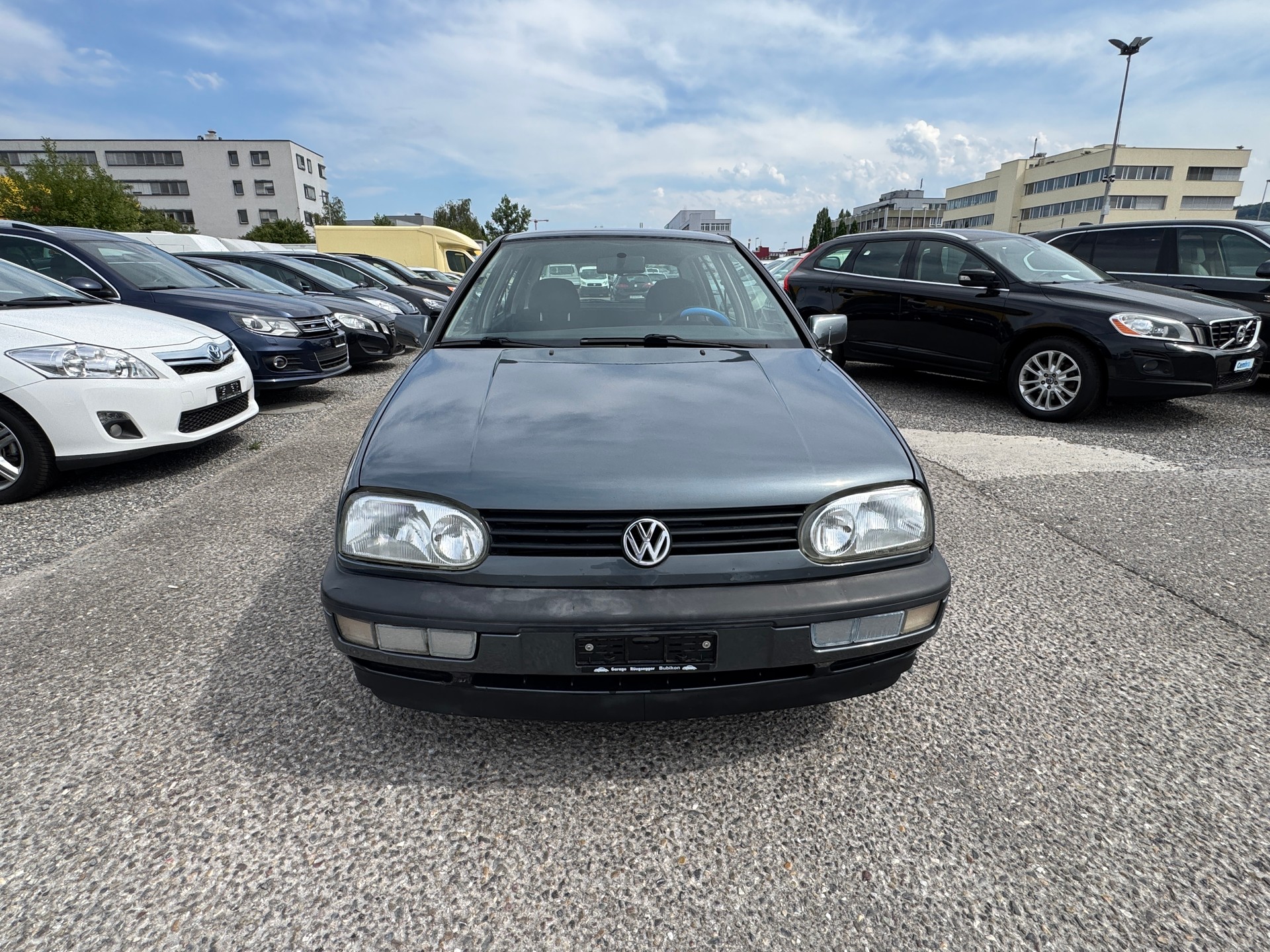 VW Golf 2000 Avenue