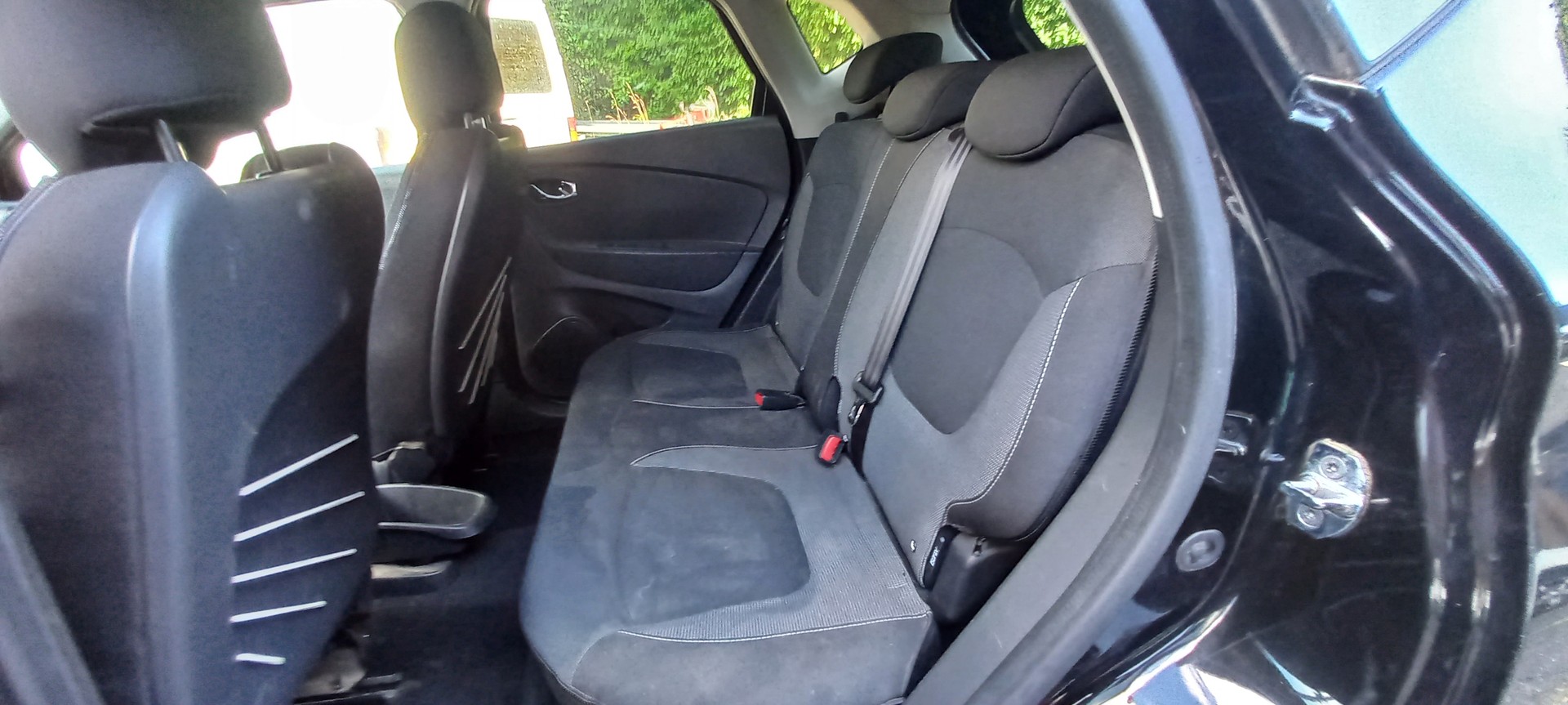 RENAULT Captur 1.2 T 16V Dynamique EDC-image-9