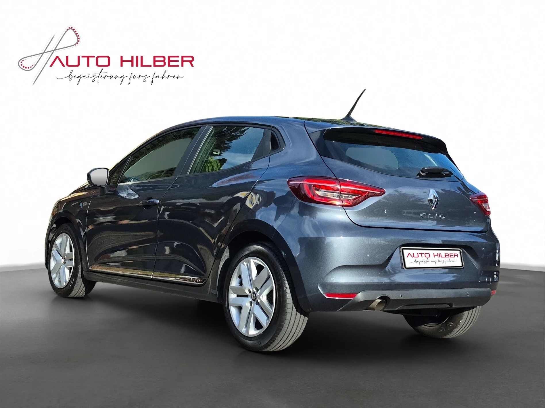 RENAULT Clio 1.0 Intens-showroom-element-3
