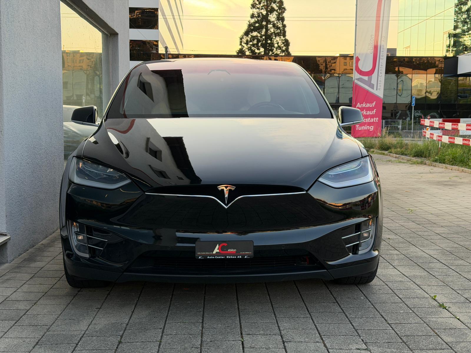 TESLA Model X Maximale-Reichweite * Raven *FSD*-showroom-element-3