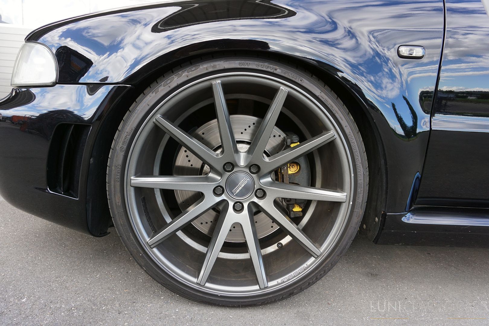 AUDI RS4 B5 Quattro-image-8