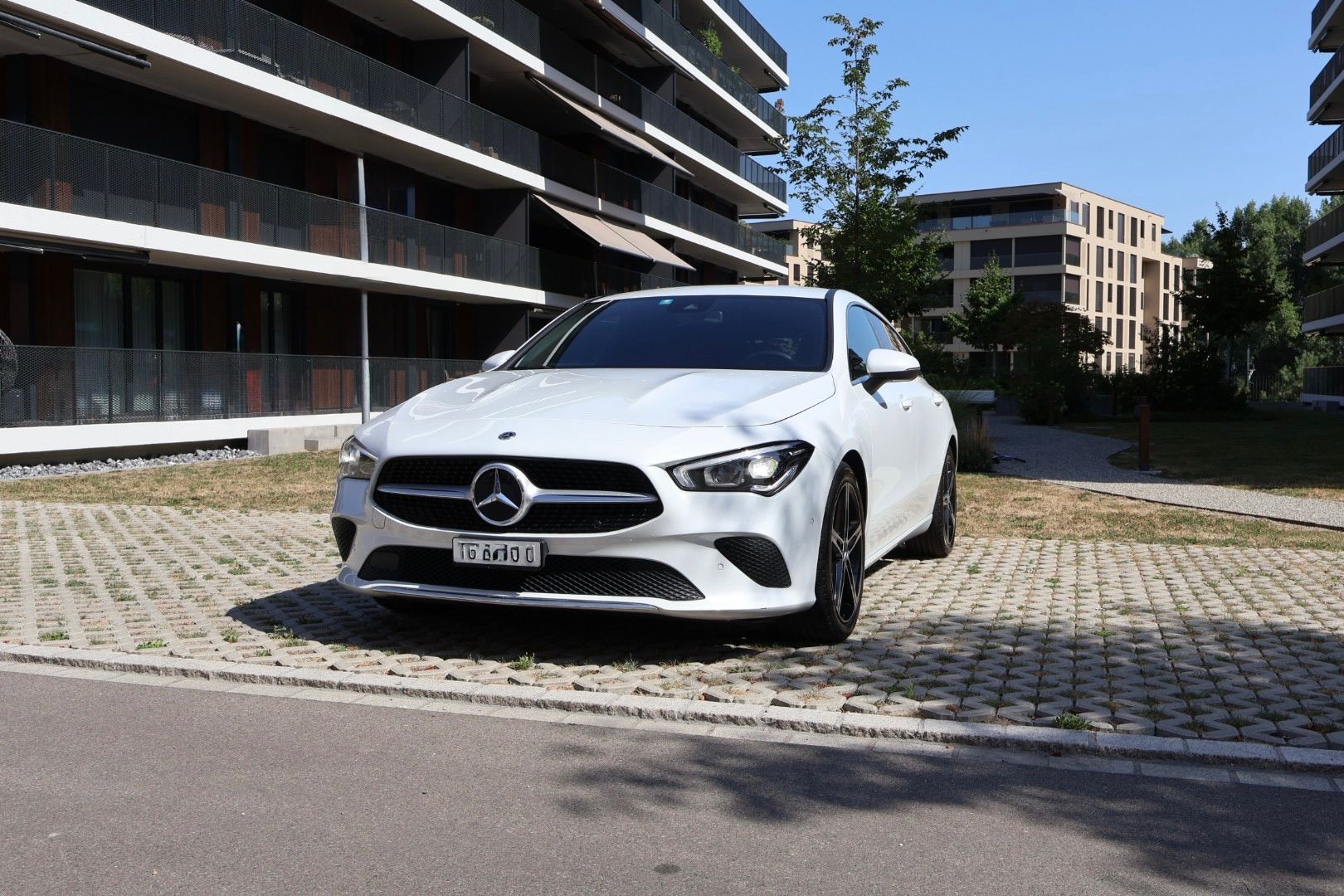 MERCEDES-BENZ CLA 180 Progressive Shooting Brake Aut.-showroom-element-1
