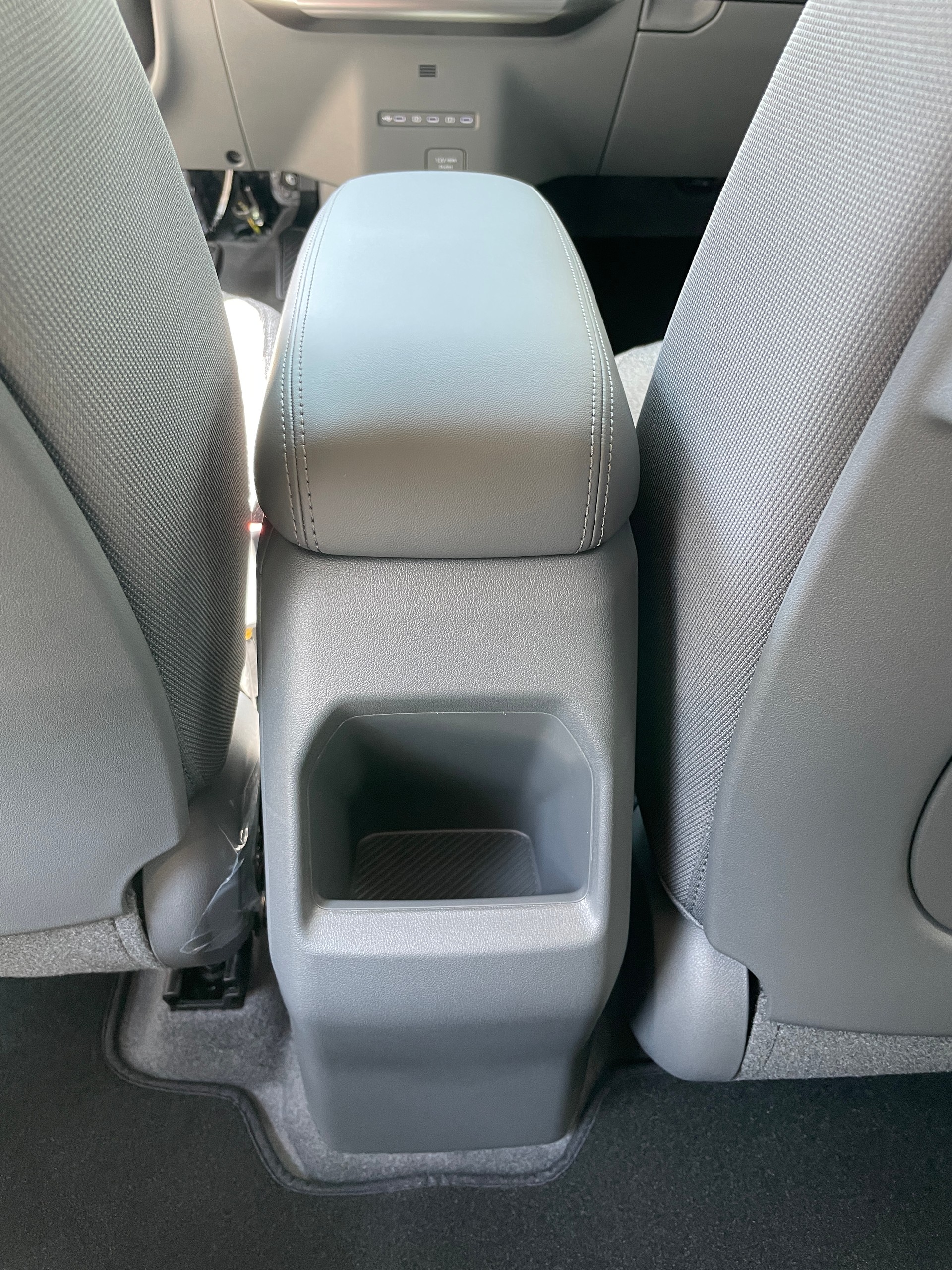 KIA EV2 61 kWh Air, 5-Sitzer mit Wärmepumpe-image-13