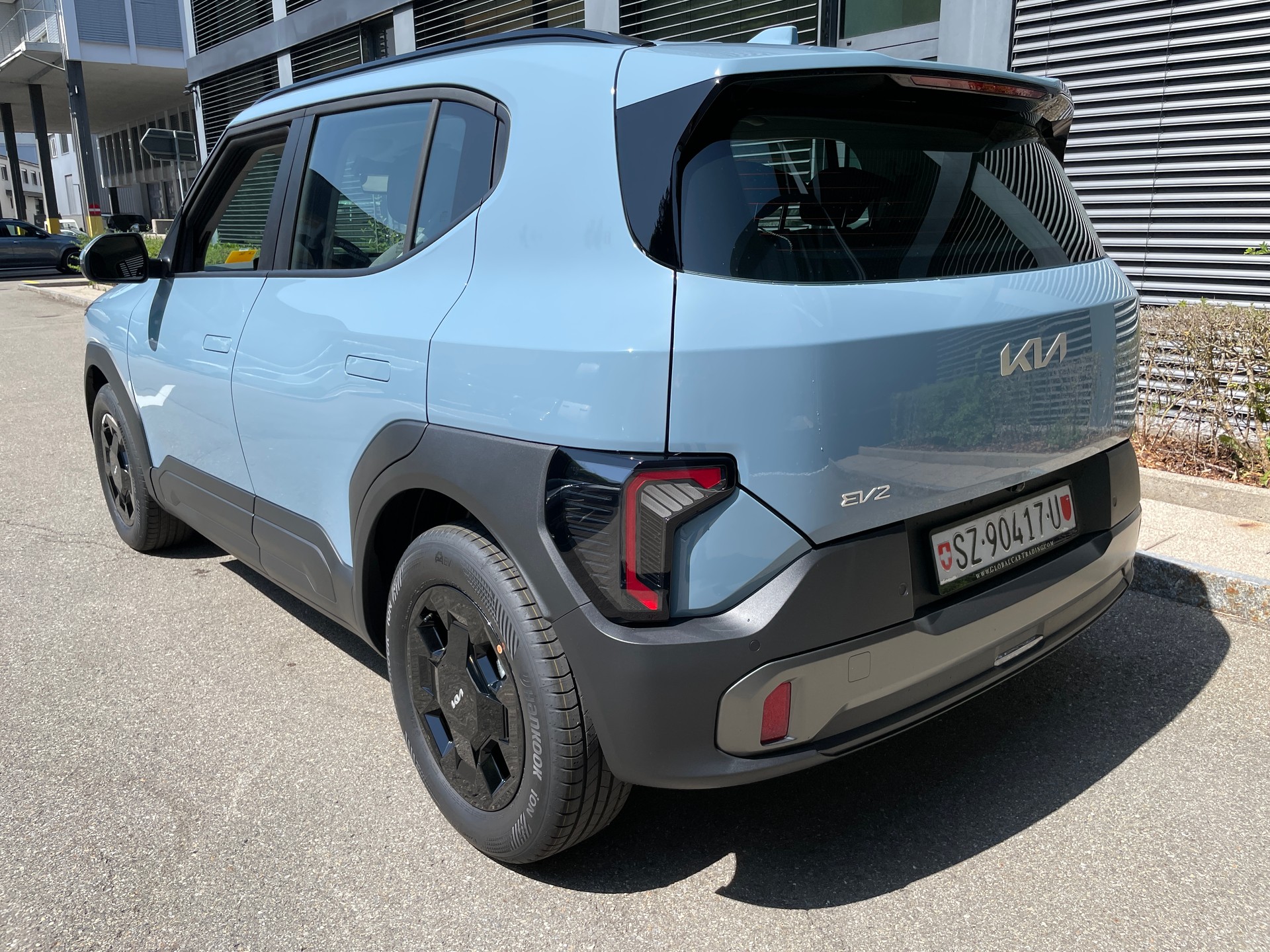 KIA EV2 61 kWh Air, 5-Sitzer mit Wärmepumpe-showroom-element-2