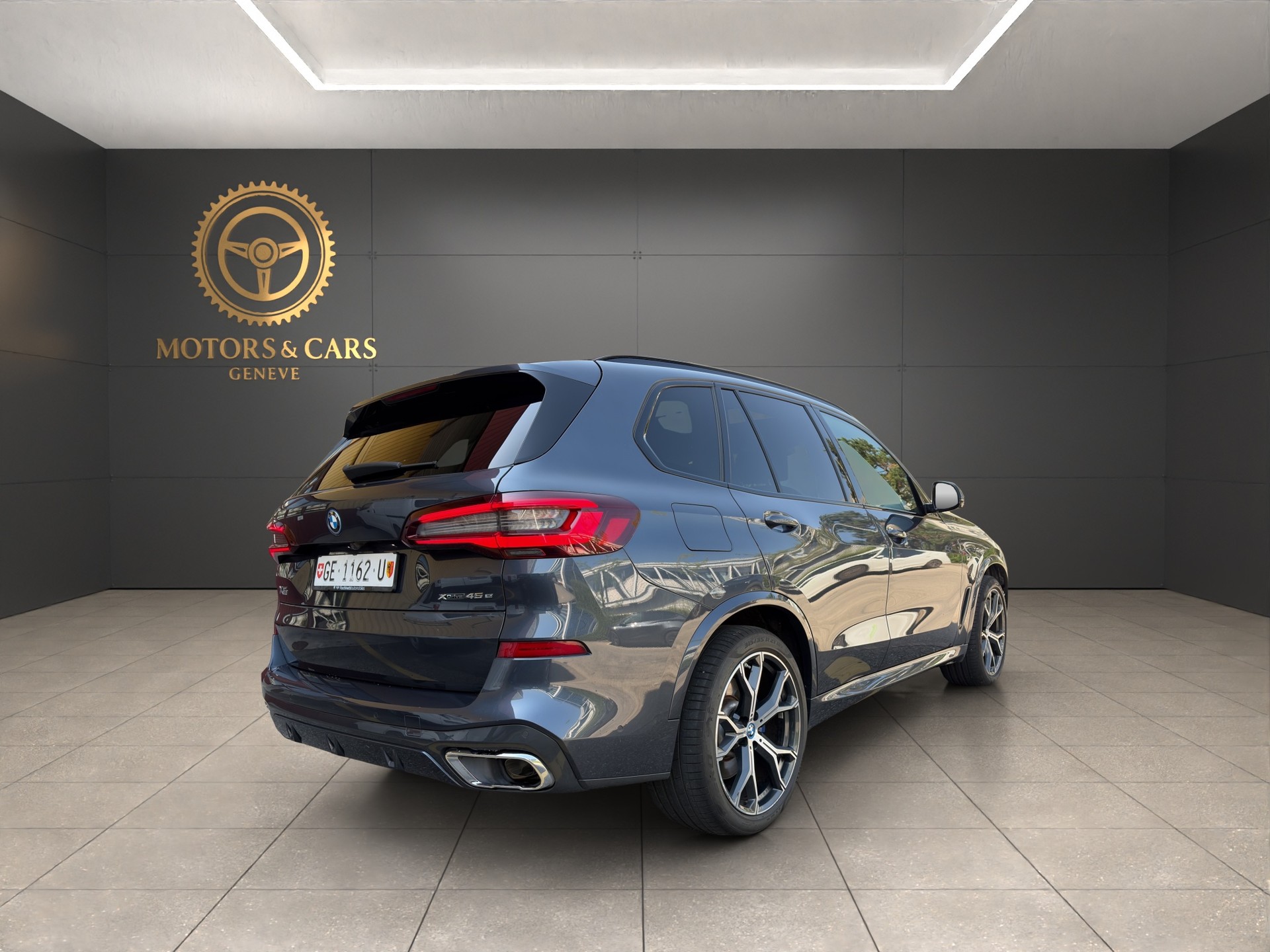 BMW X5 xDrive45e M Sport Steptronic-image-7