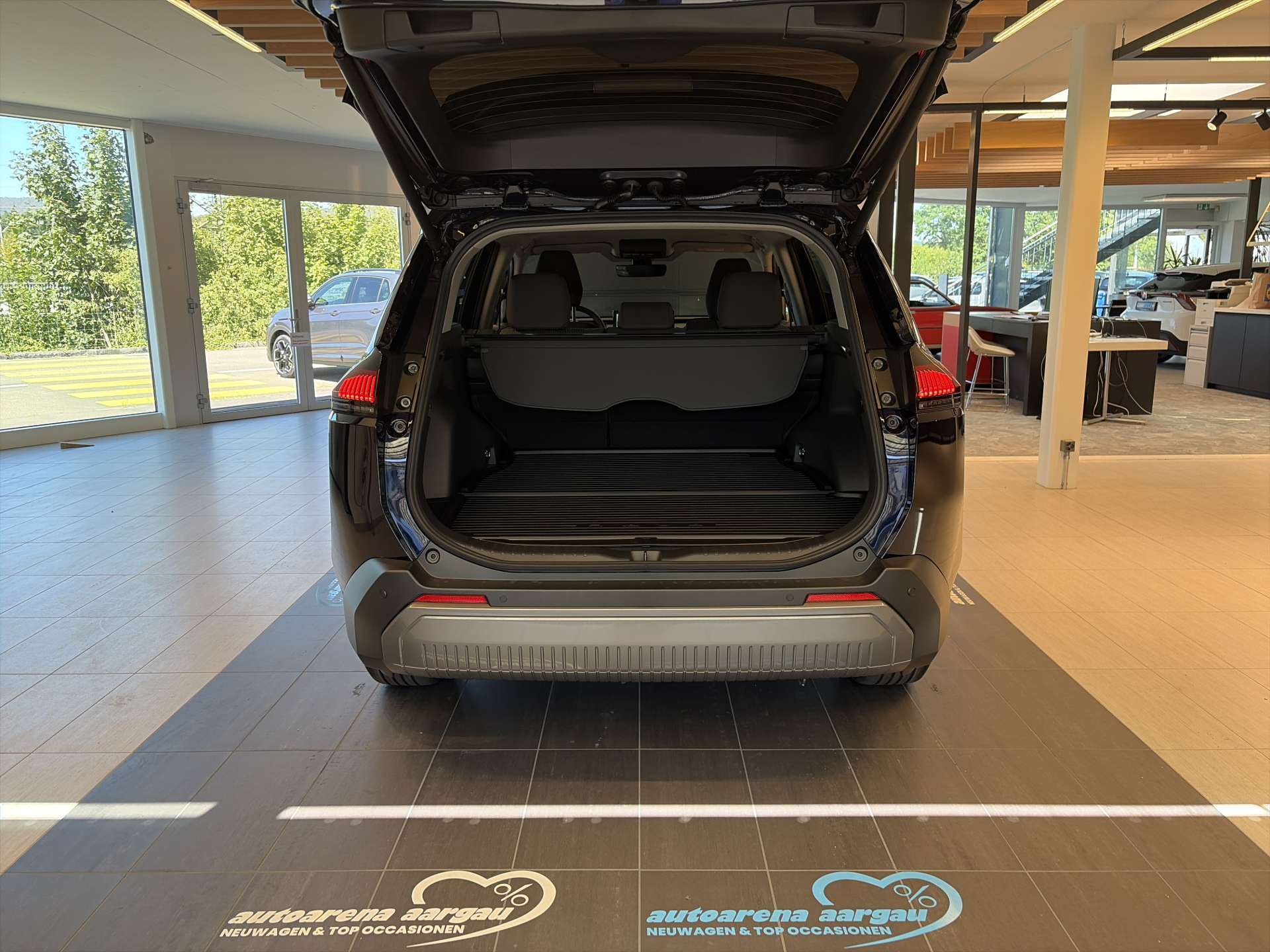 TOYOTA RAV-4 2.5 HSD Trend e-CVT AWD NEUES MODELL Automat-image-7